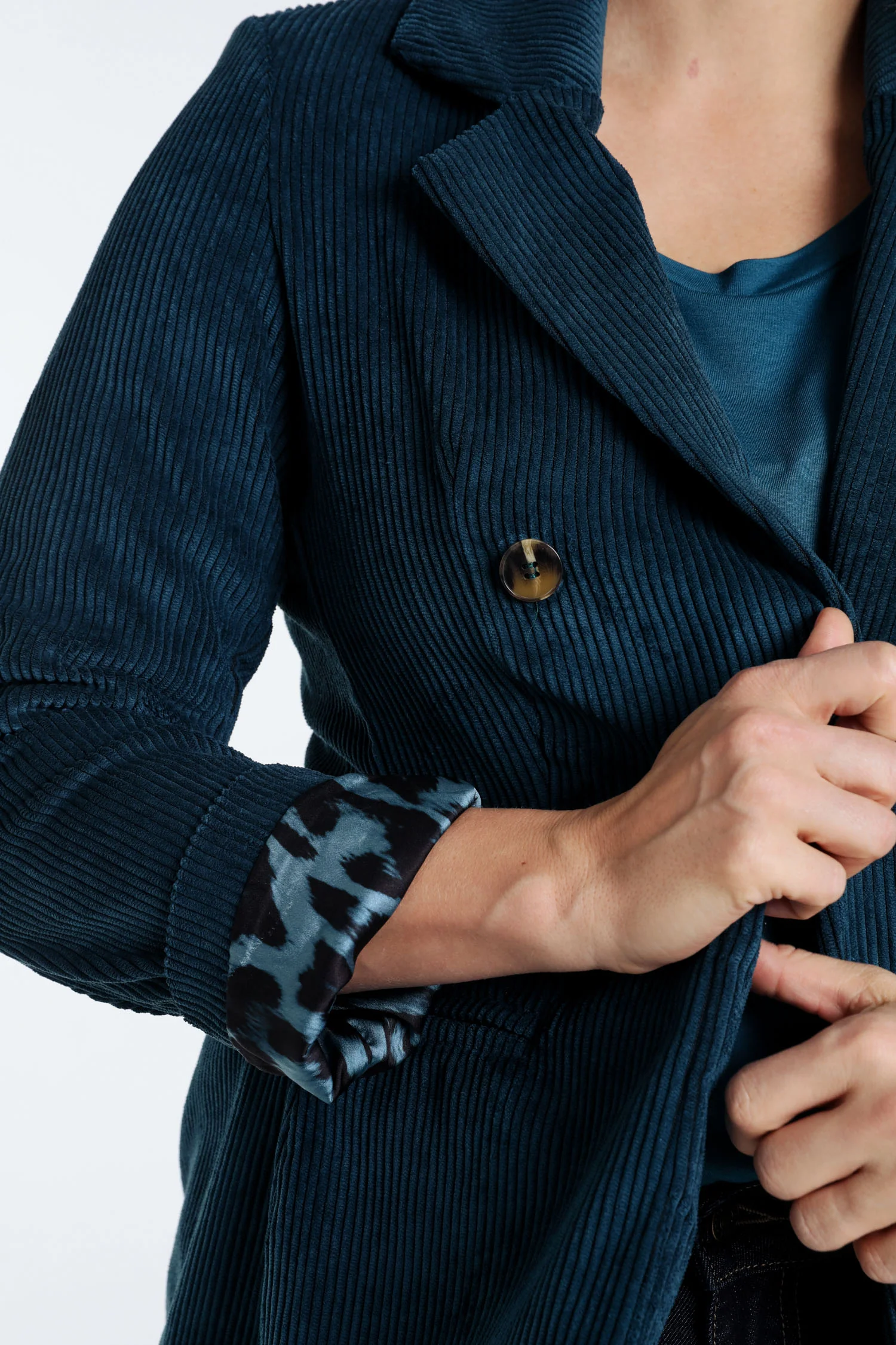 Blazer en velours doublé imprimé peau de bête - Image 4