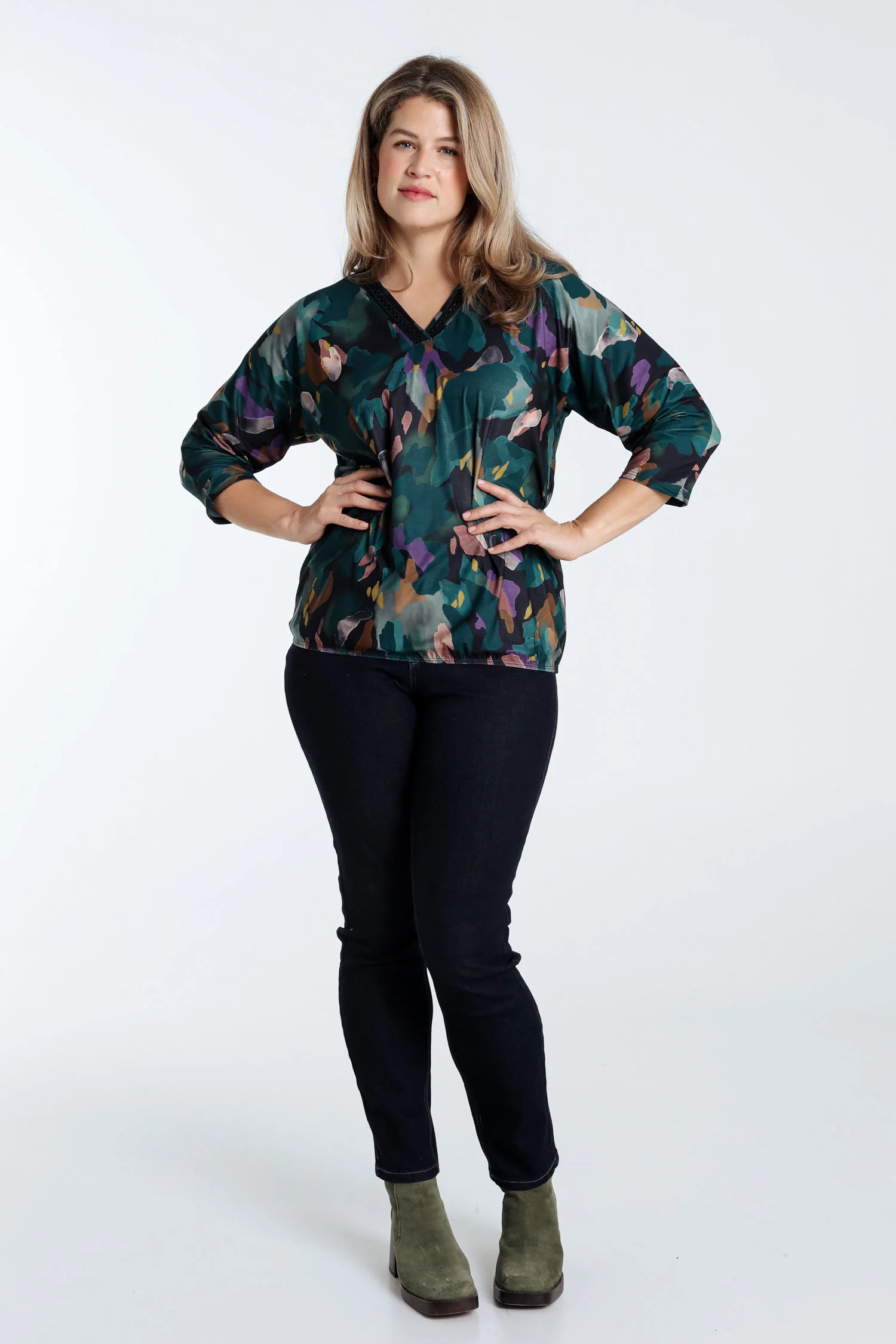 Blouse à imprimé abstrait - Image 9