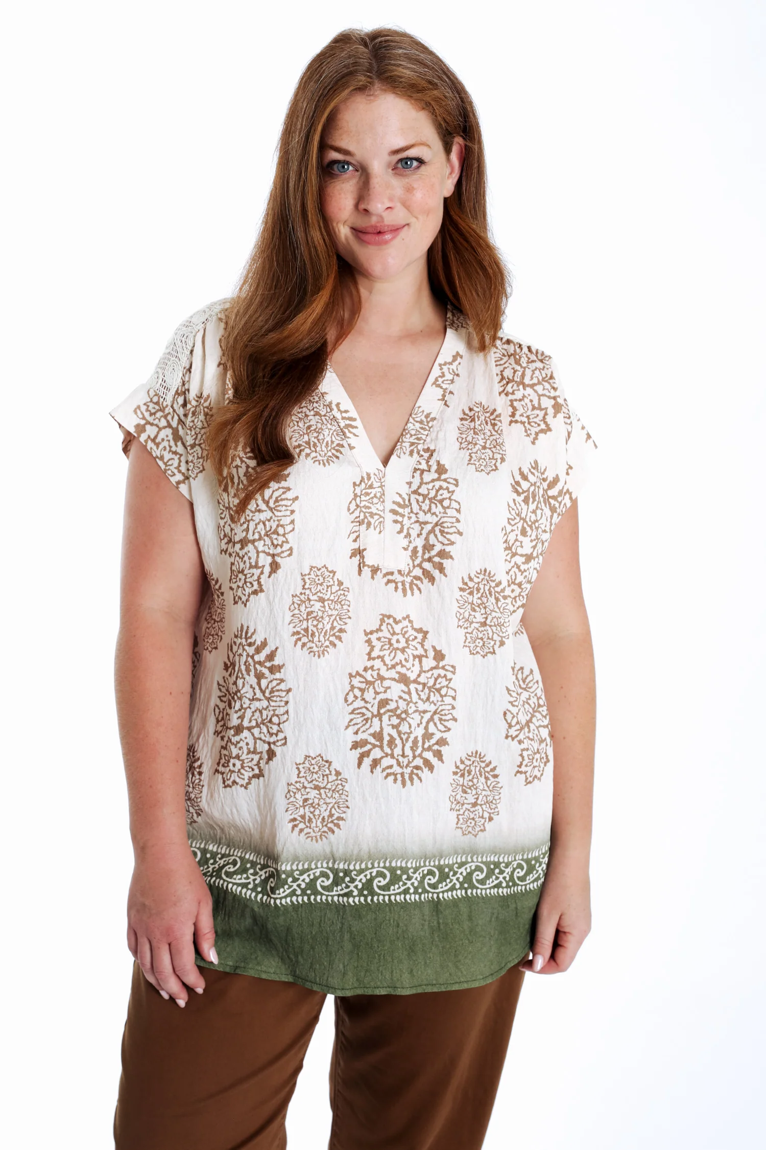 Blouse en viscose imprimé cachemire avec dos filet