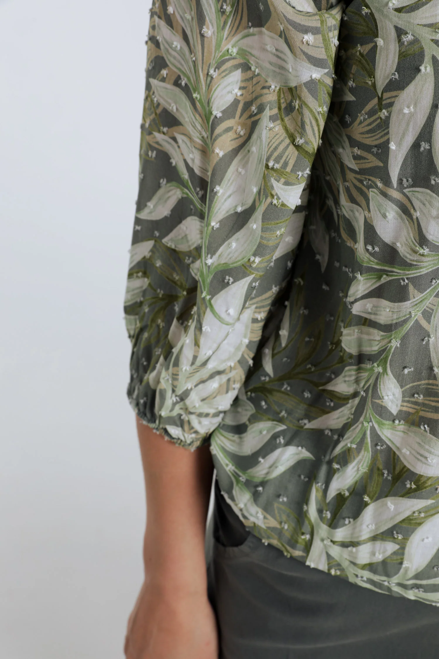 Blouse en viscose imprimé feuillage - Image 5