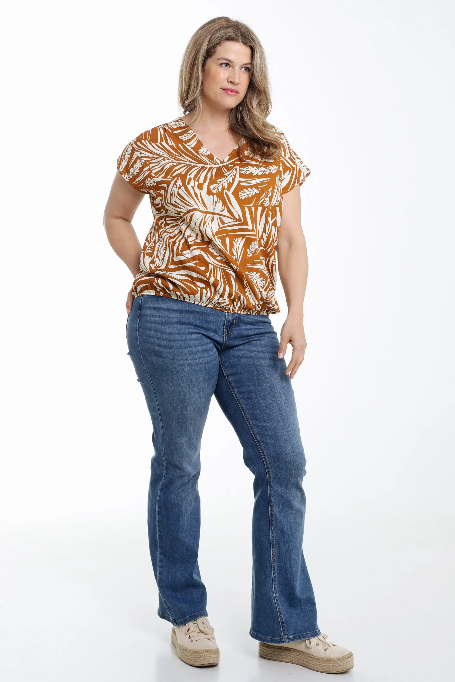 Blouse en viscose imprimé feuille bicolore - Image 9