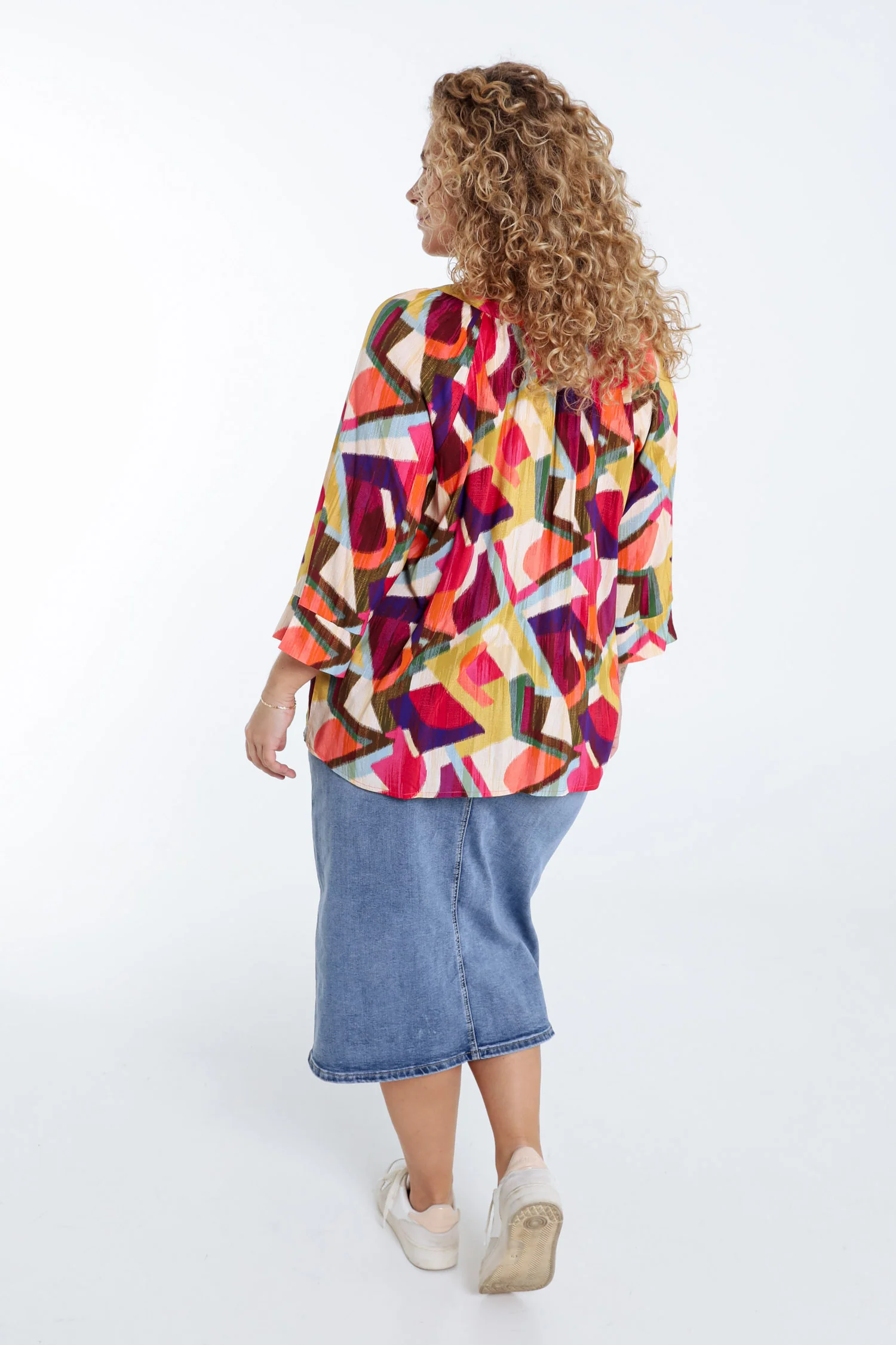 Blouse en viscose imprimé graphique - Image 2
