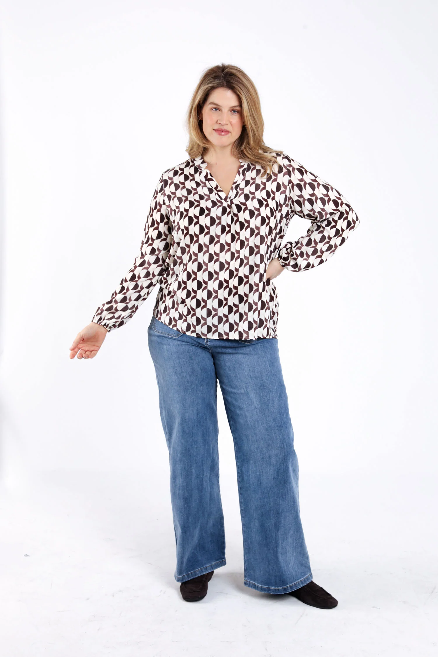 Blouse en viscose imprimé graphique - Image 7
