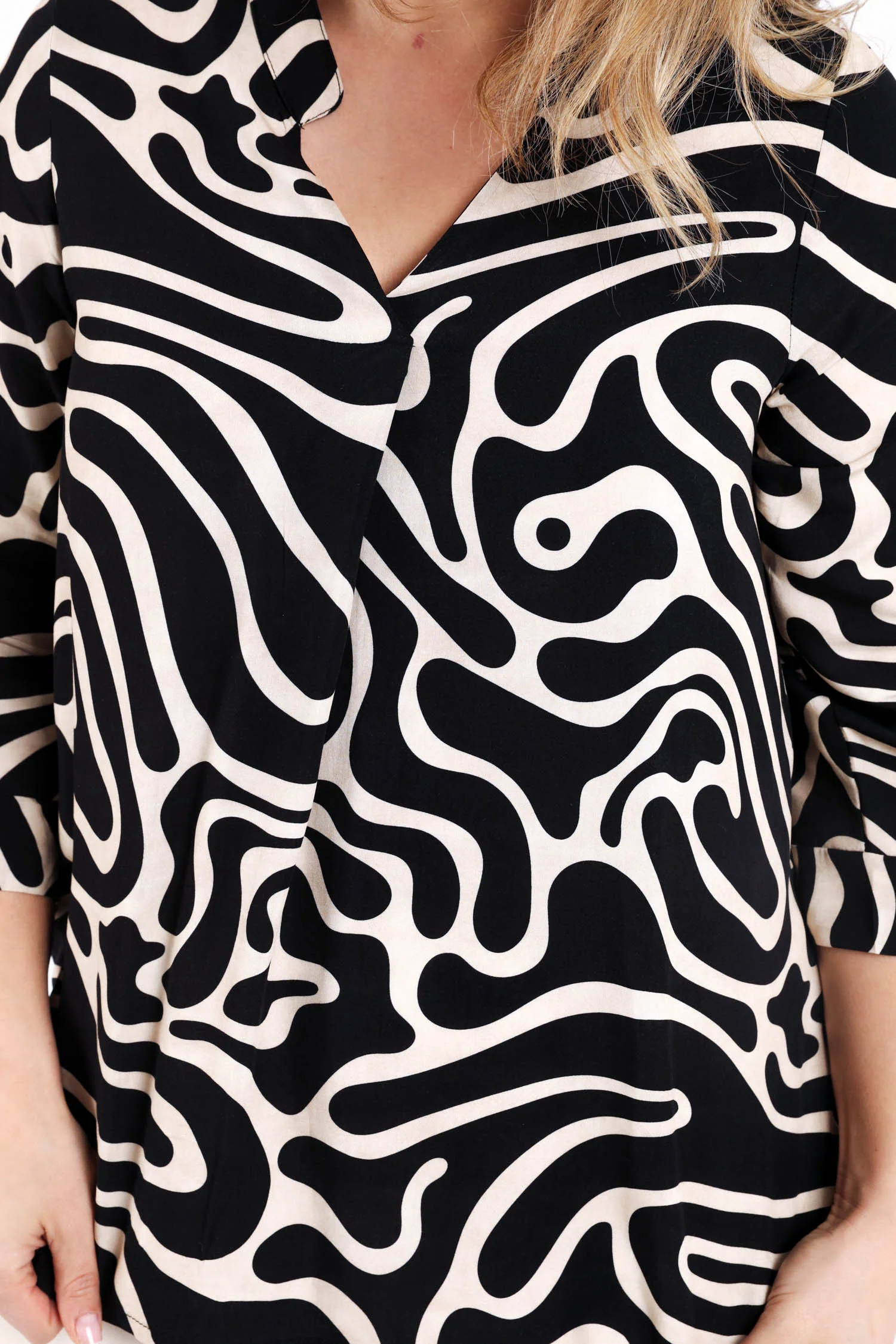 Blouse en viscose imprimé graphique bicolore - Image 3