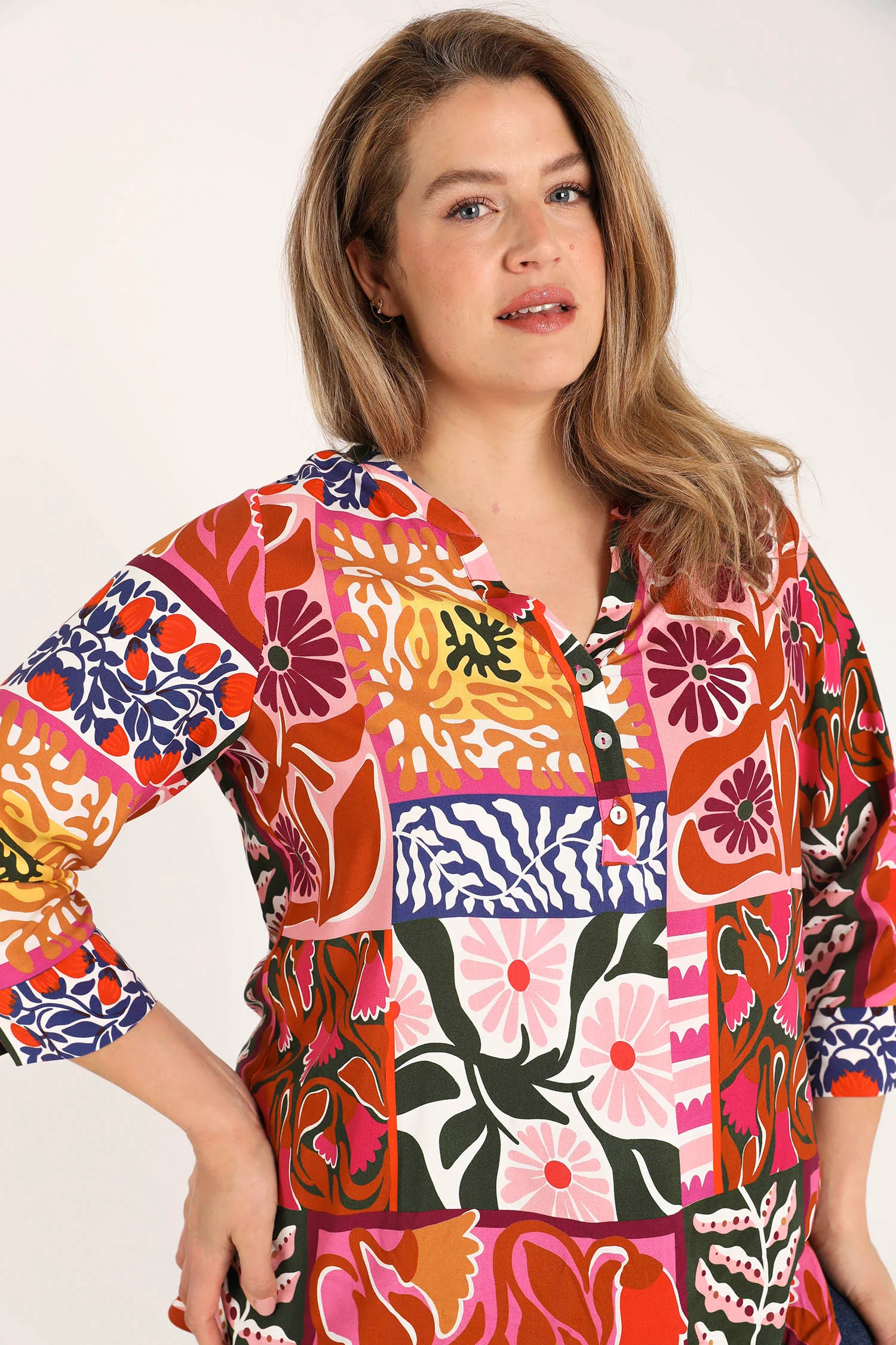 Blouse en viscose imprimé patchwork fleuri - Image 5