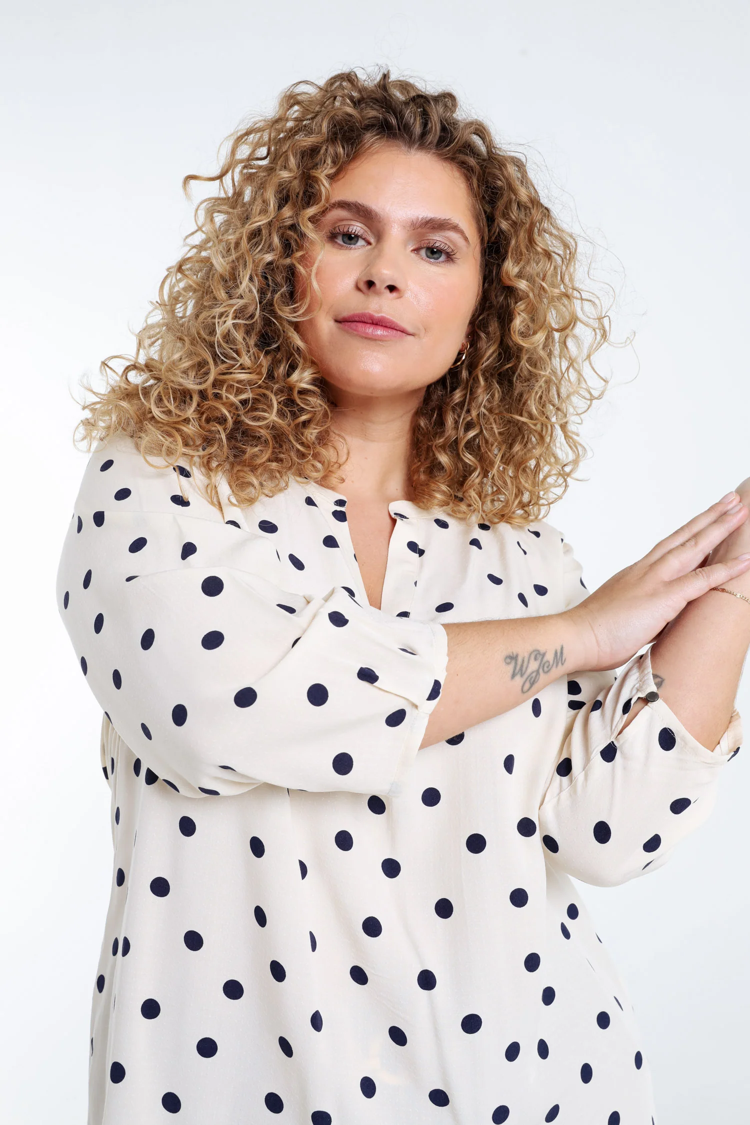 Blouse en viscose imprimé pois - Image 4