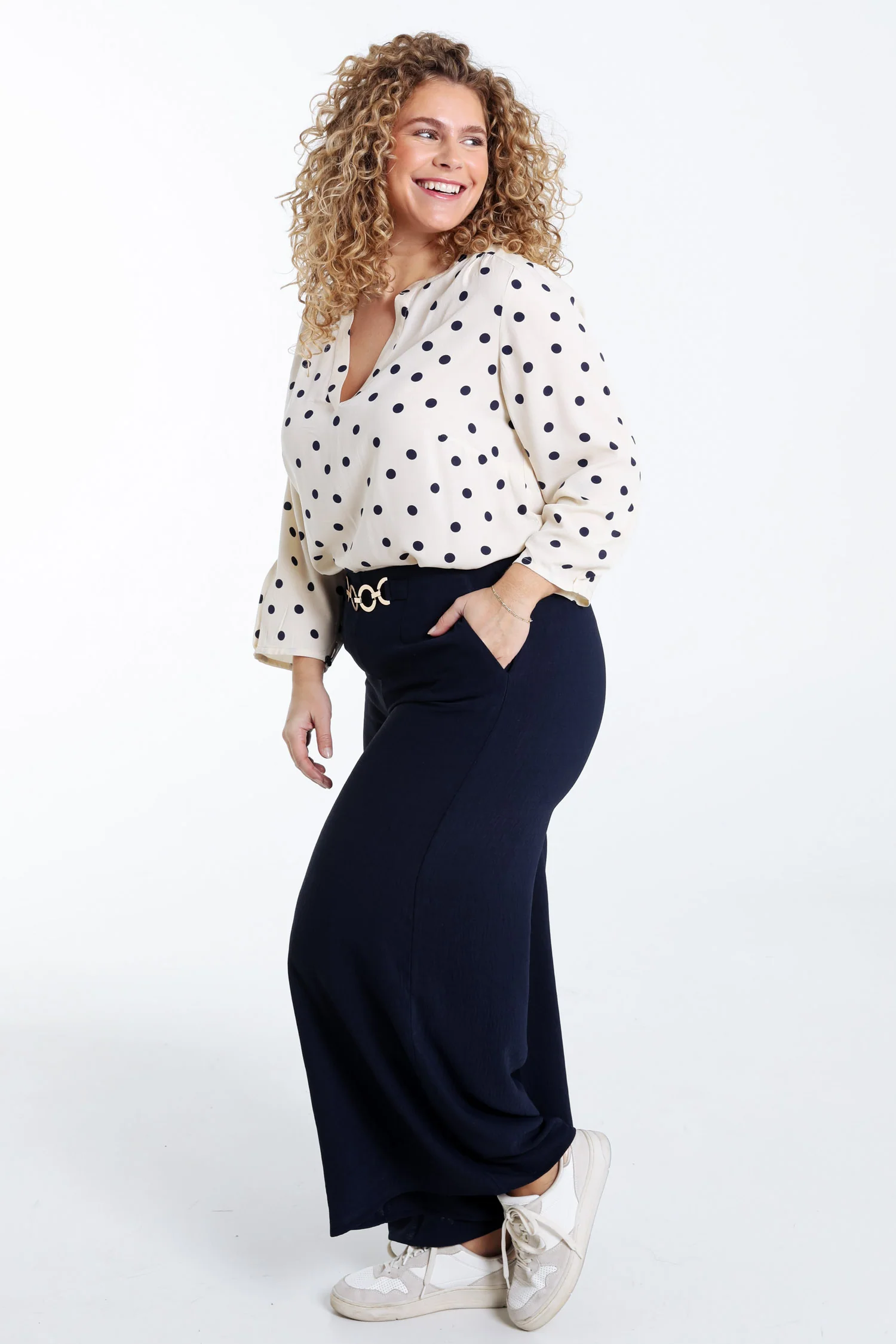 Blouse en viscose imprimé pois - Image 9