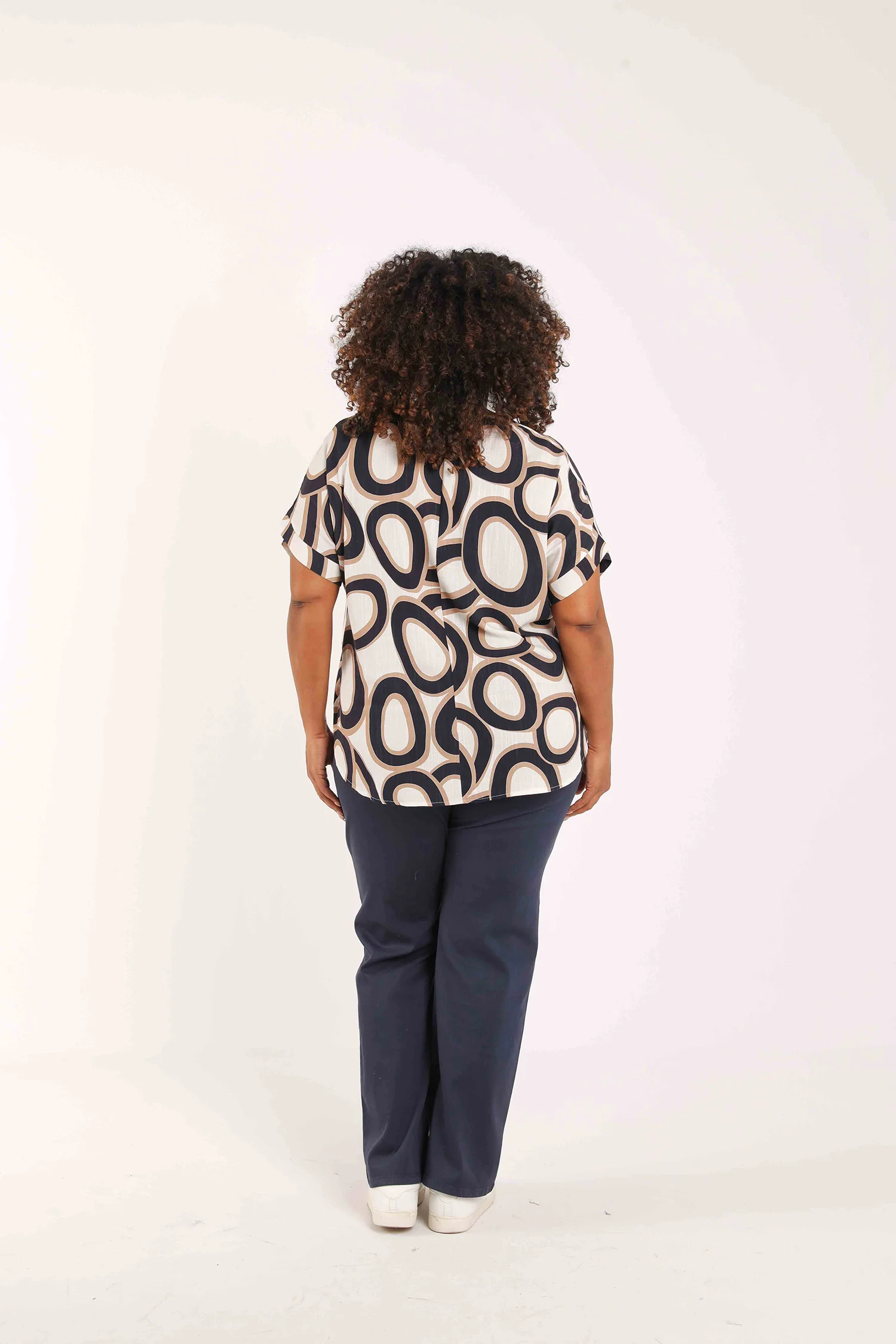 Blouse imprimé ronds graphiques - Image 2