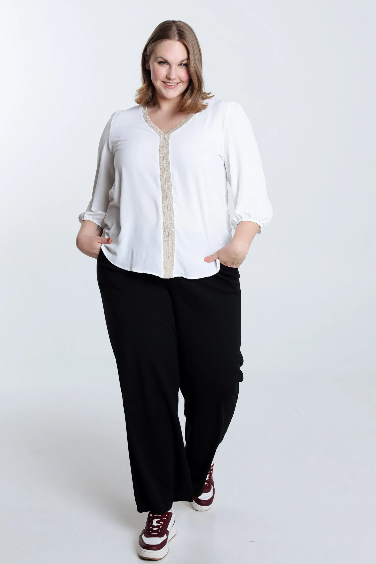 Blouse unie avec bande dorée - Image 8