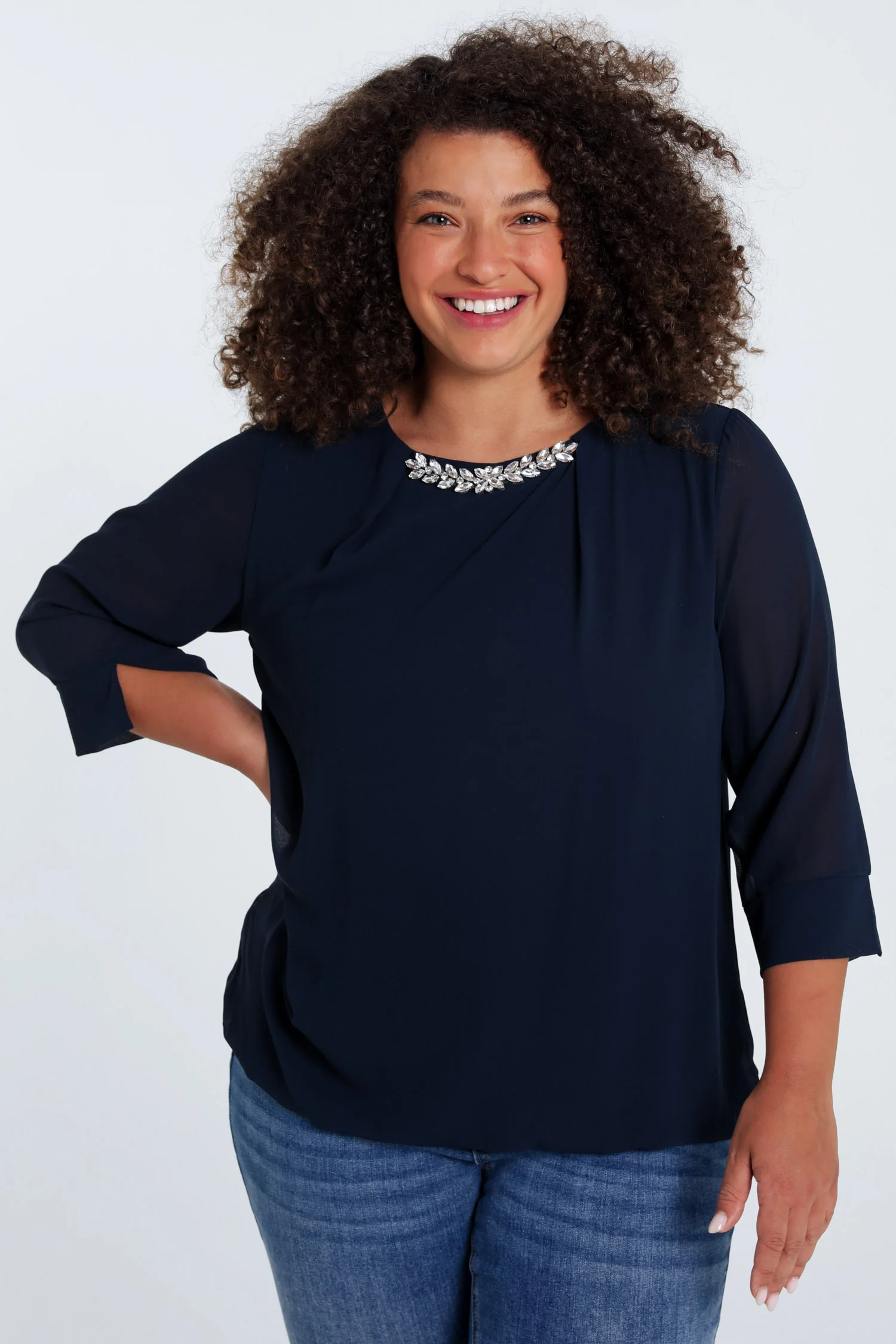 Blouse unie avec bijoux - Image 12