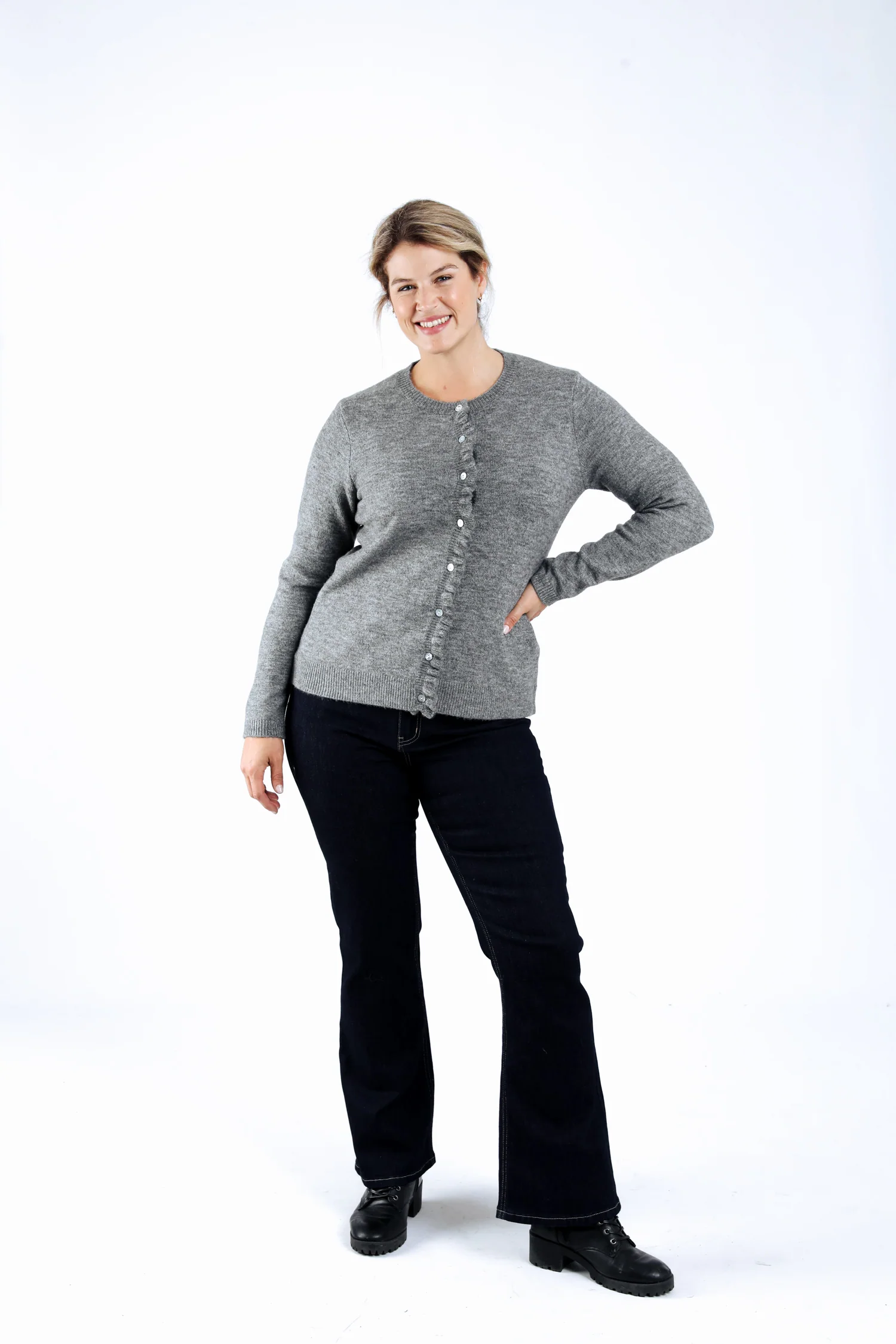 Cardigan boutonné uni avec volants - Image 14