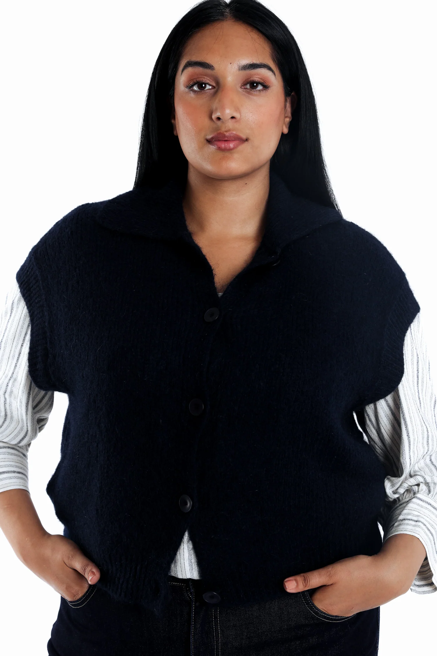 Cardigan court uni - Image 3