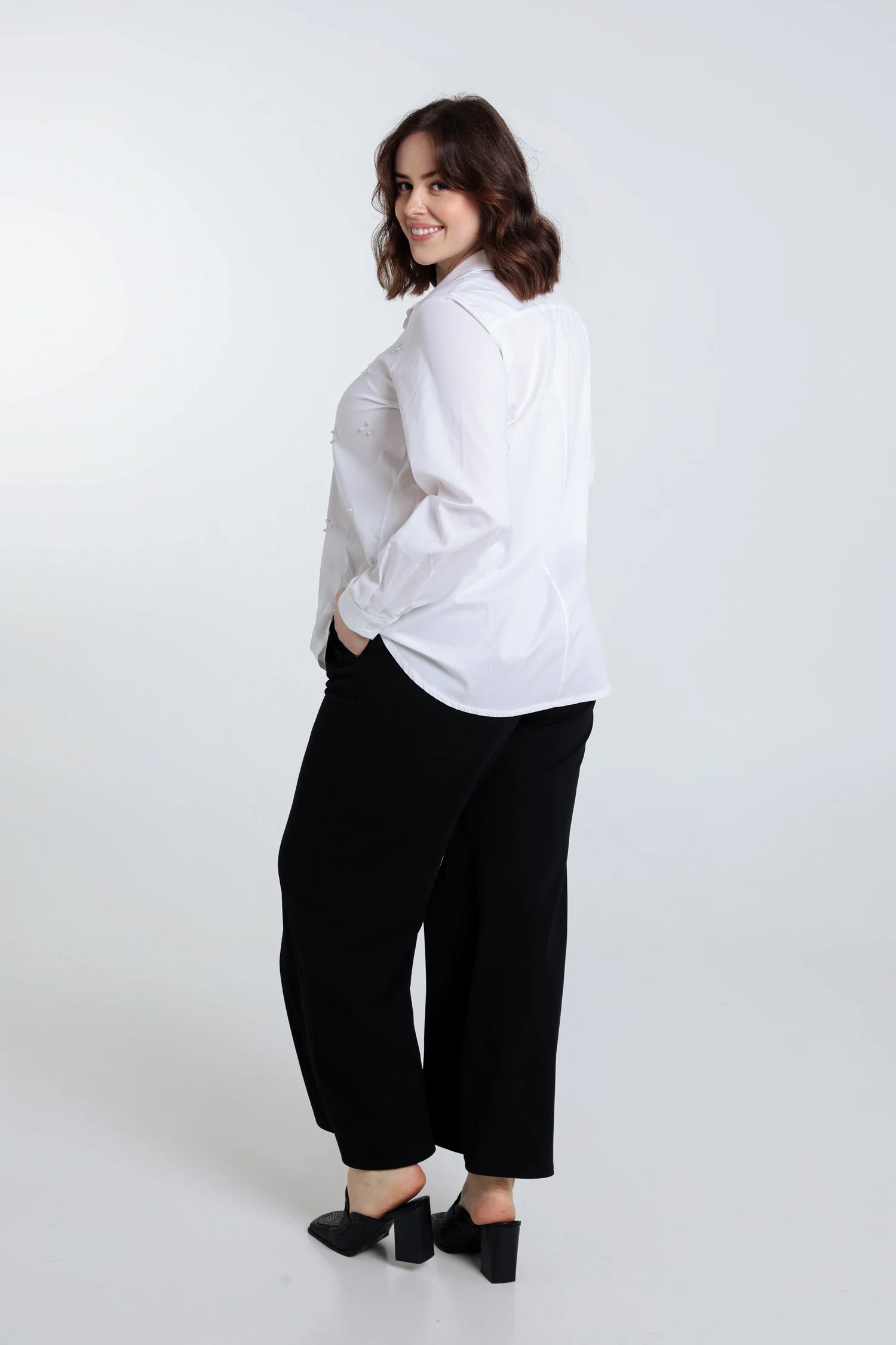 Chemise en coton avec perles - Image 9