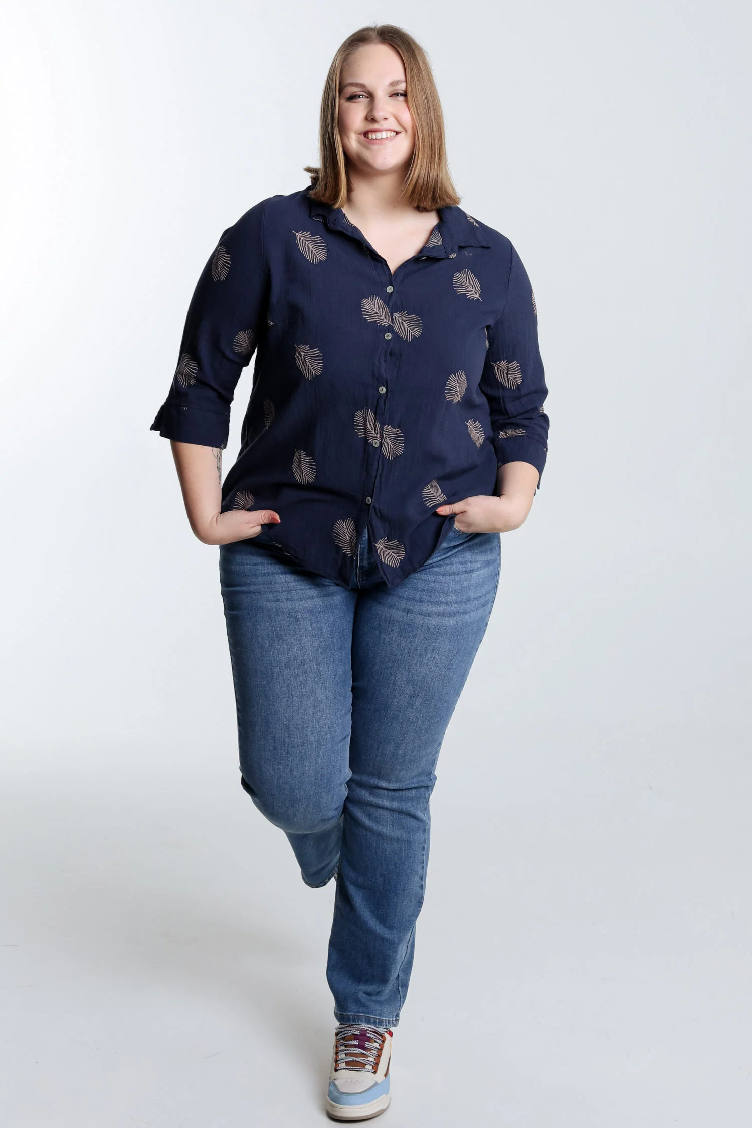 Chemise en coton unie avec feuilles brodées - Image 20