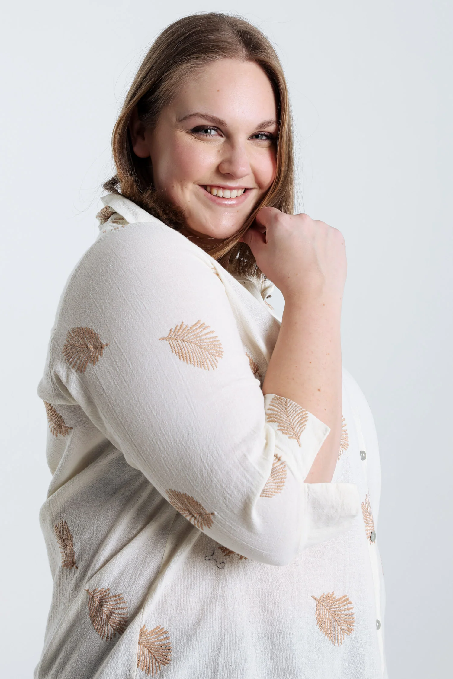 Chemise en coton unie avec feuilles brodées - Image 27
