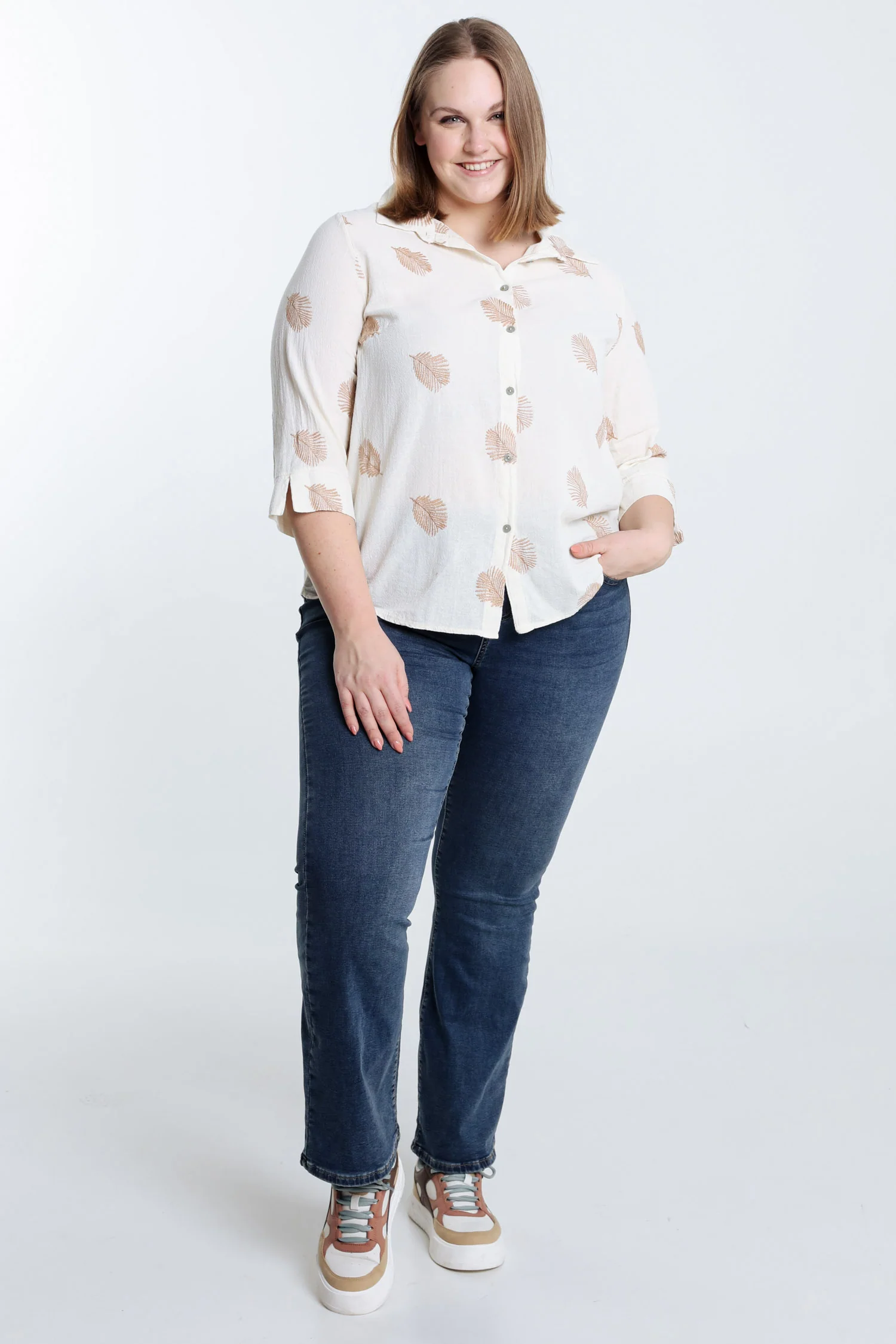 Chemise en coton unie avec feuilles brodées - Image 29