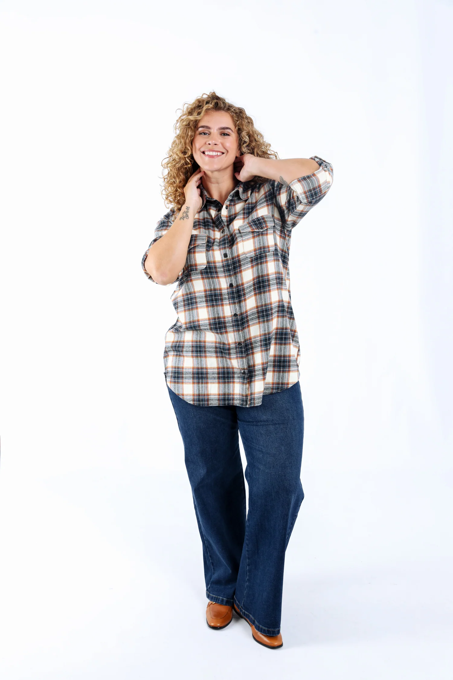 Chemise longue en coton à carreaux - Image 7