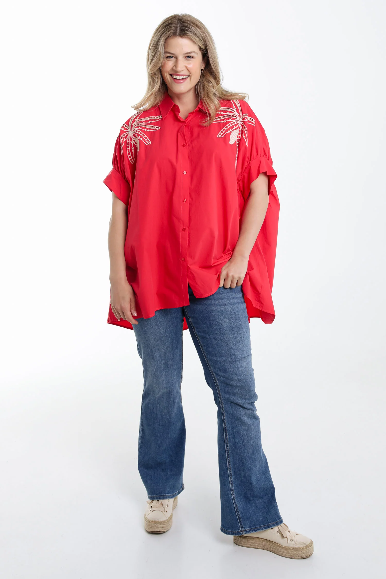Chemise oversize en coton unie avec broderies - Image 9
