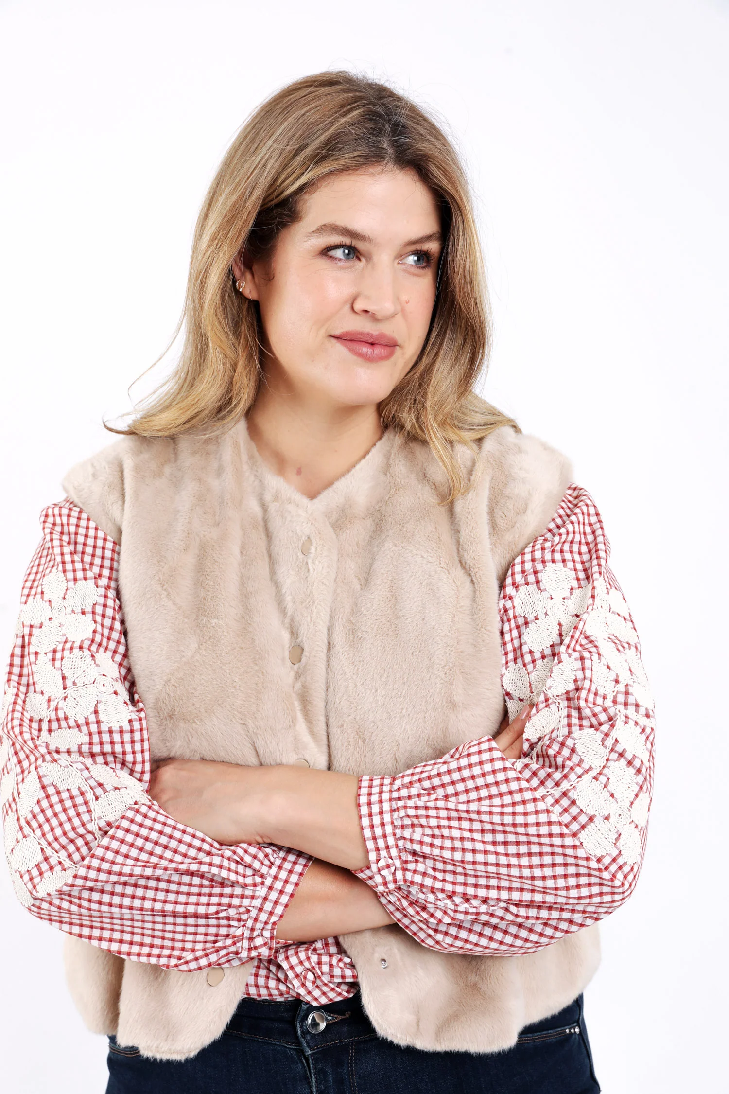 Gilet en fausse fourrure uni - Image 5