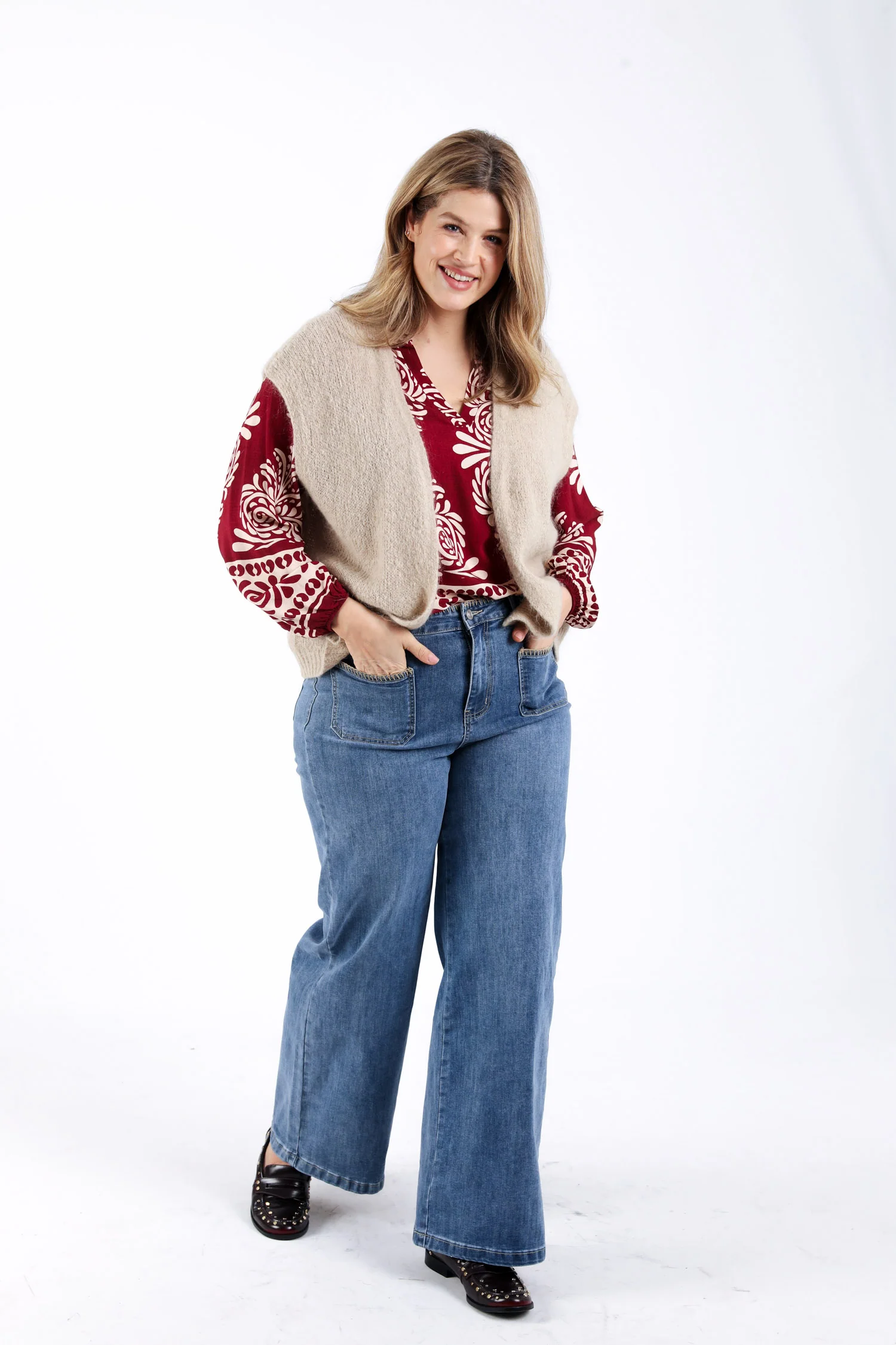 Jeans Elodie avec poches et détail broderie - Image 8