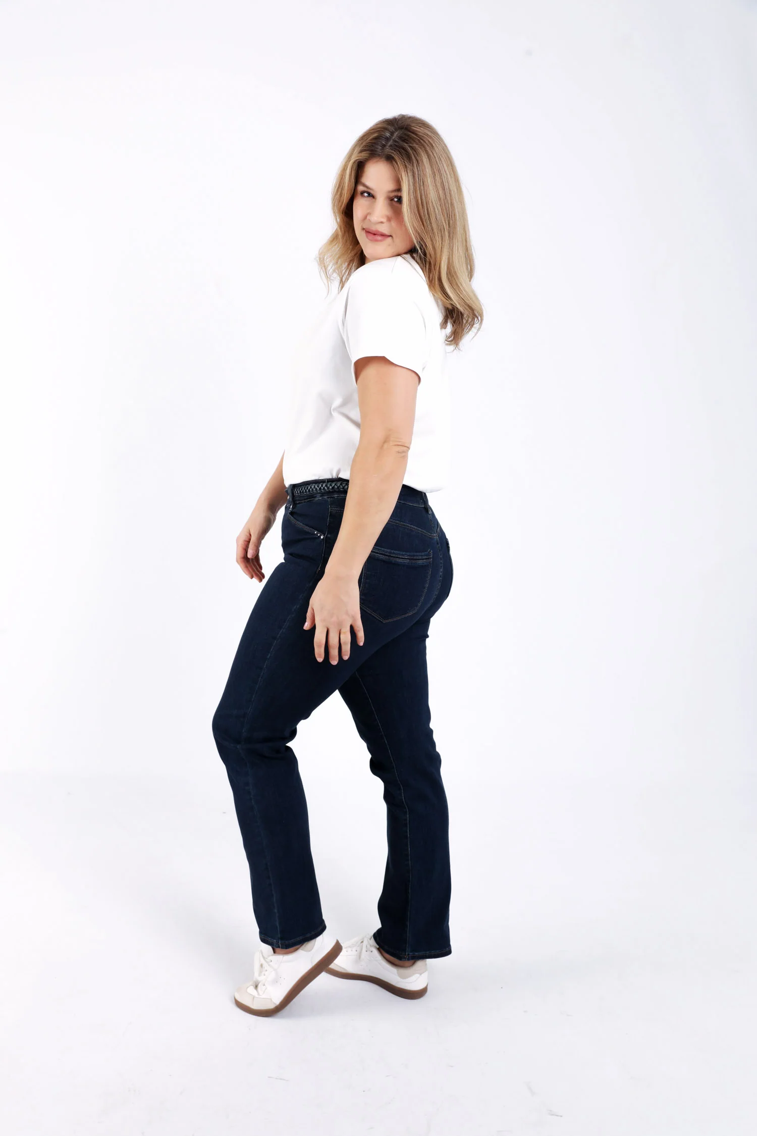 Jeans Mia droit L32 détail tresse - Image 7