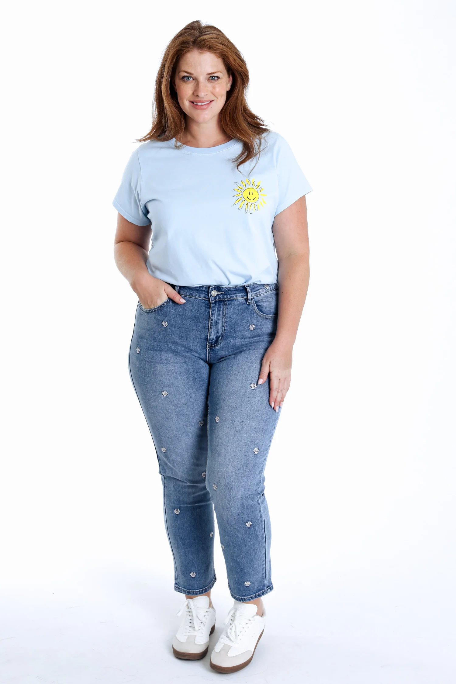 Jeans slim Louise 7/8 avec broderies trèfles - Image 8