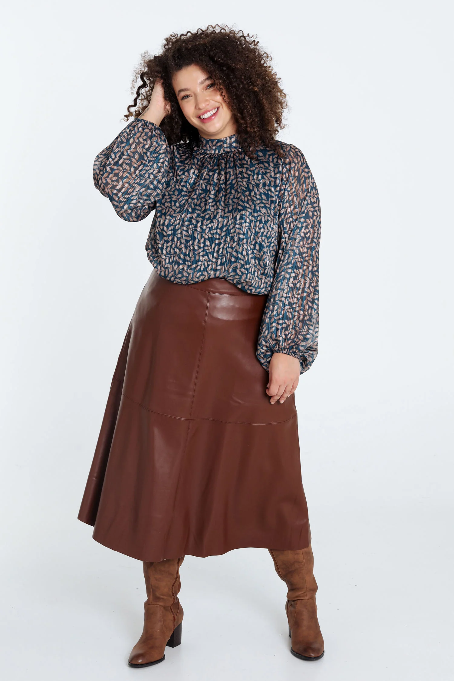 Jupe mi-longue unie en faux cuir - Image 18