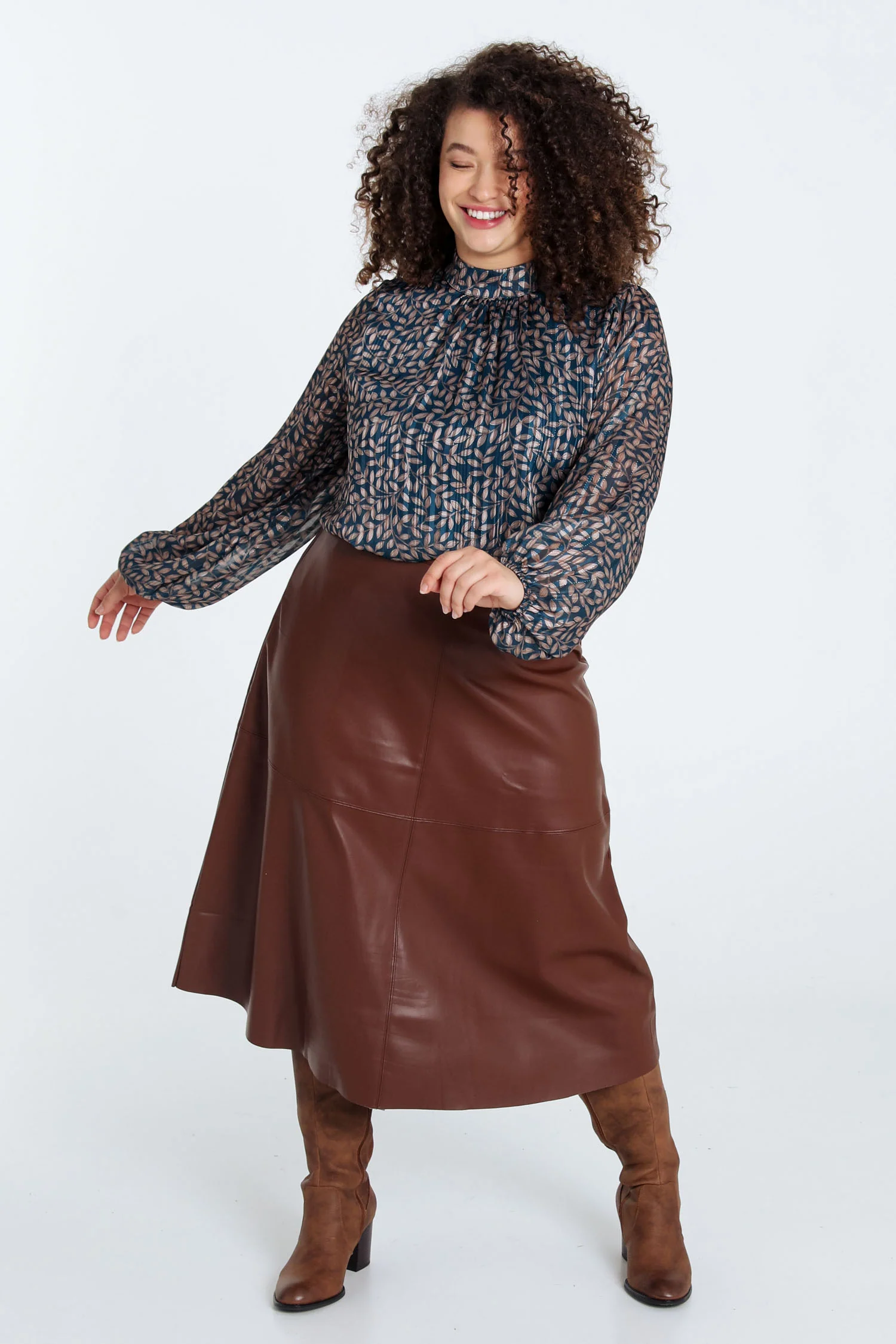 Jupe mi-longue unie en faux cuir - Image 19