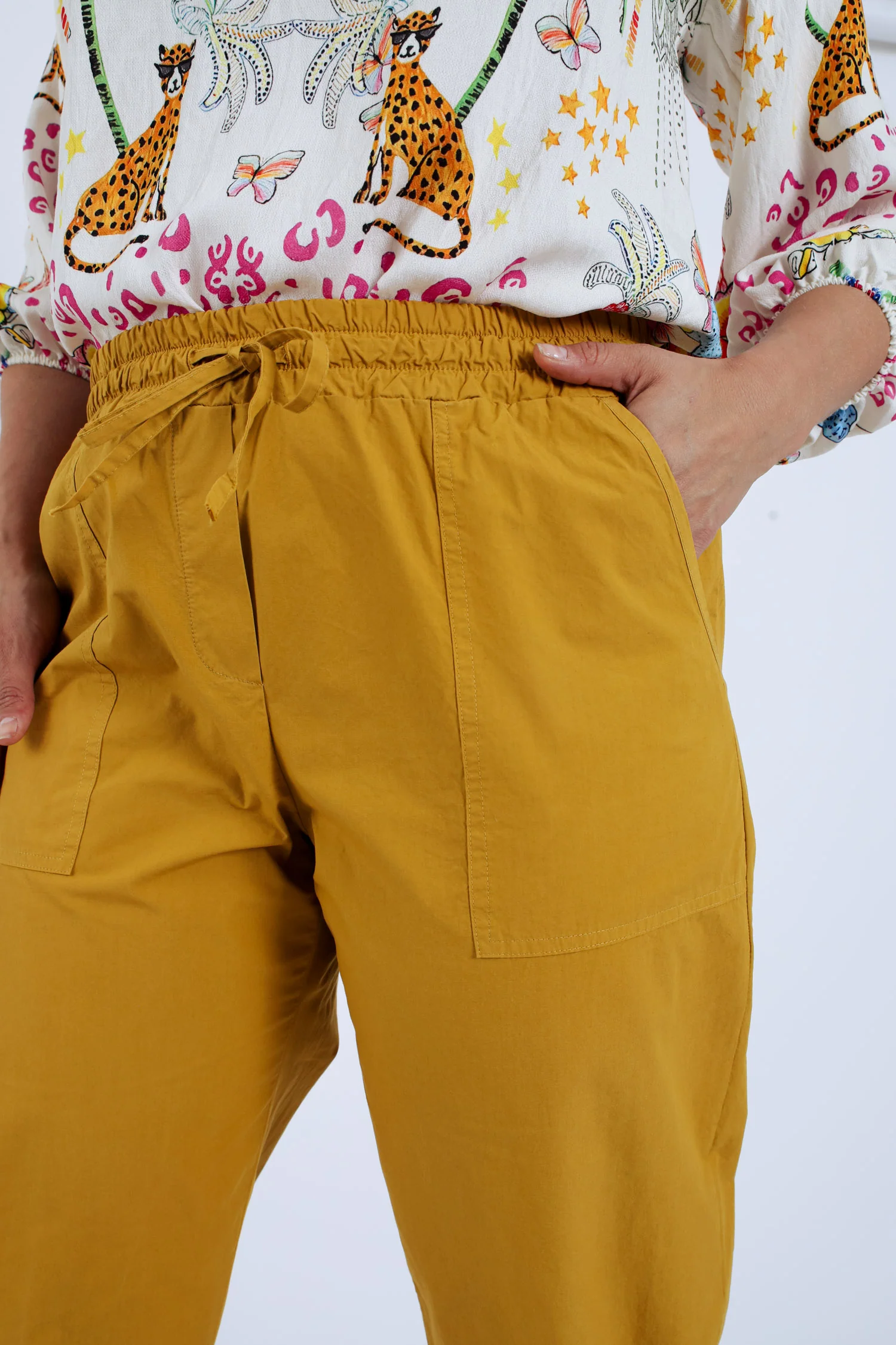 Pantalon boyfit en coton uni avec poches - Image 15