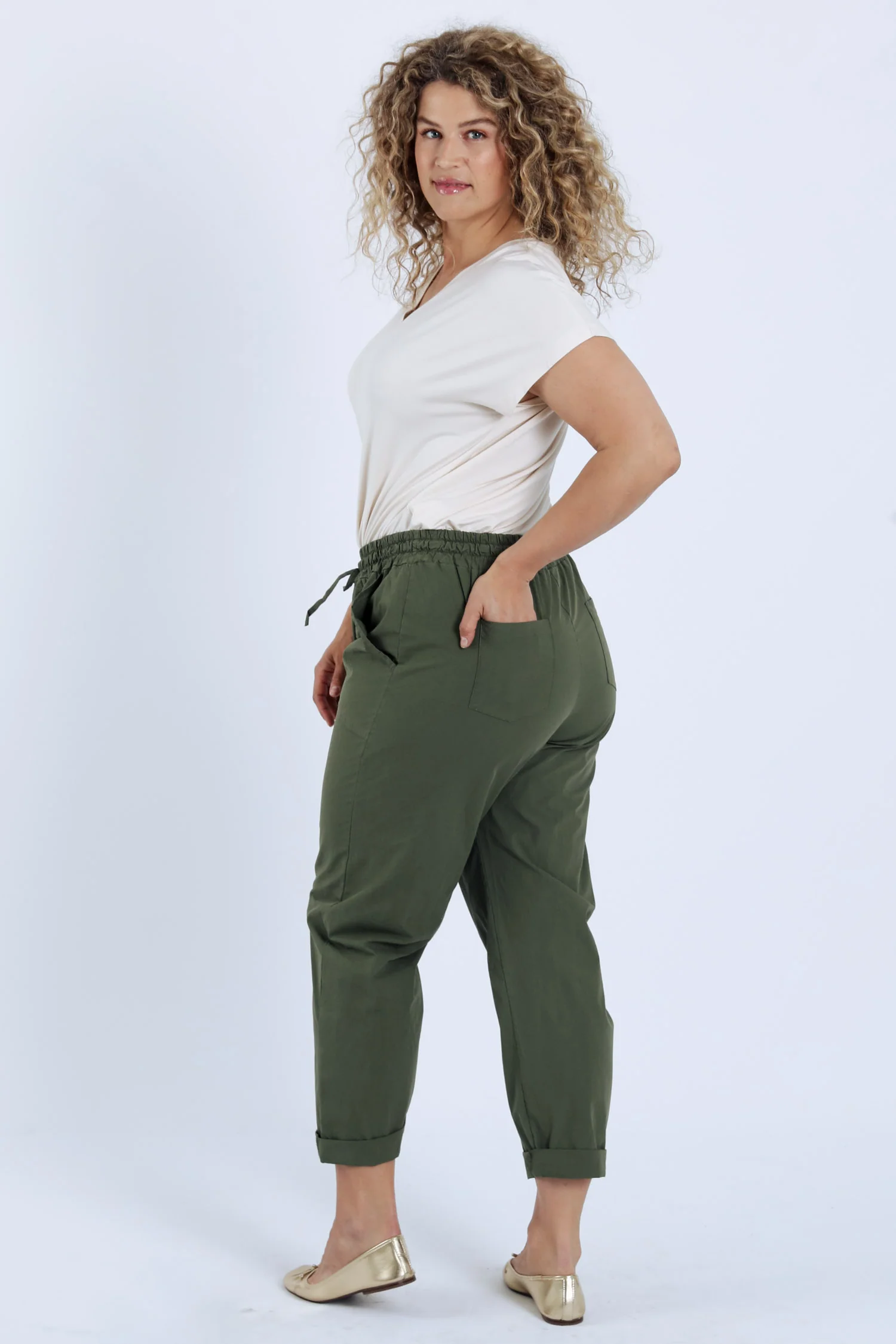 Pantalon boyfit en coton uni avec poches - Image 2