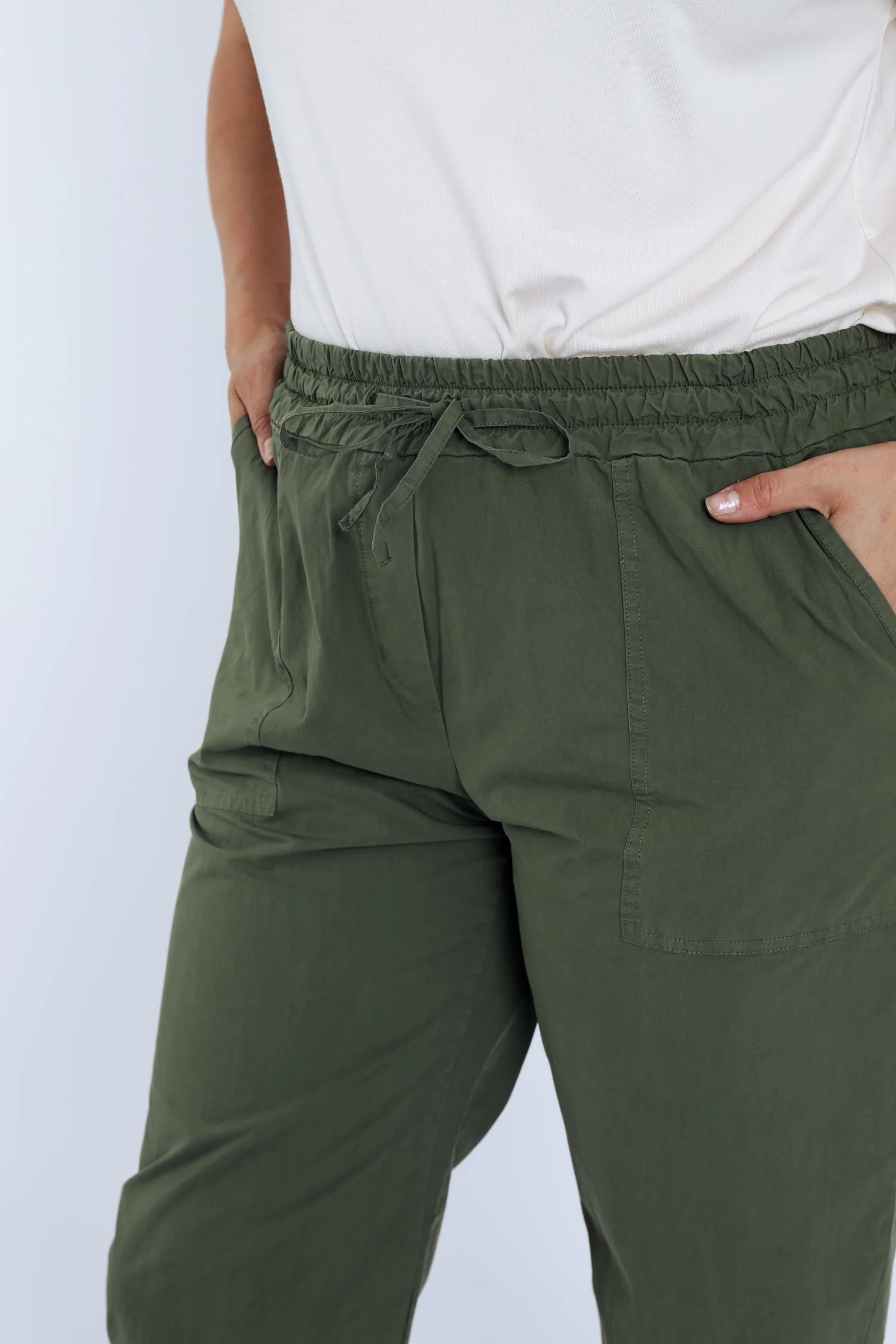 Pantalon boyfit en coton uni avec poches - Image 5