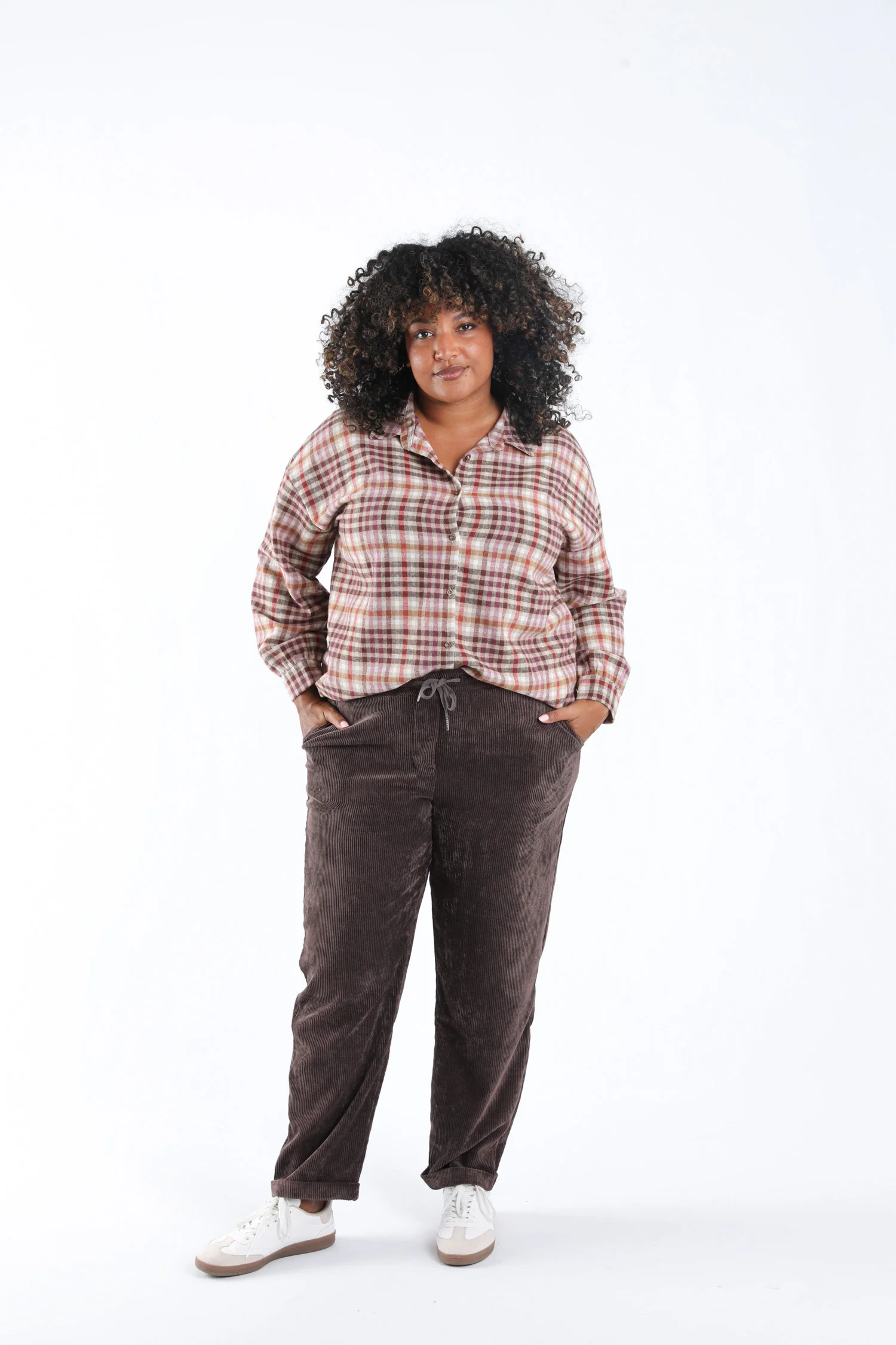 Pantalon chino 7/8 en velours uni