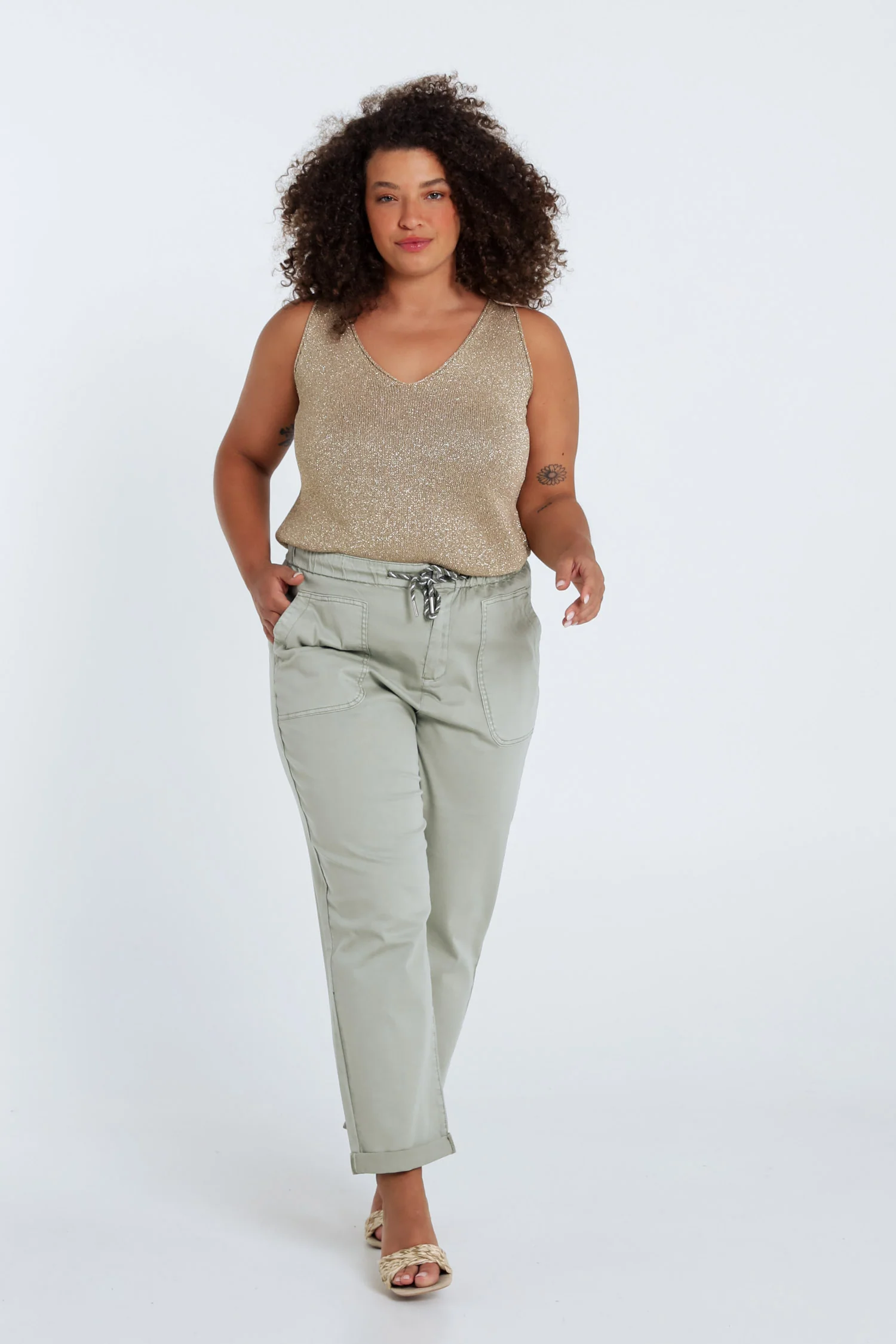 Pantalon chino en coton léger - Image 18