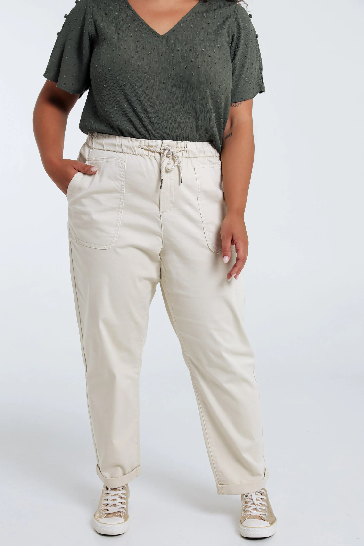 Pantalon chino en coton léger - Image 23