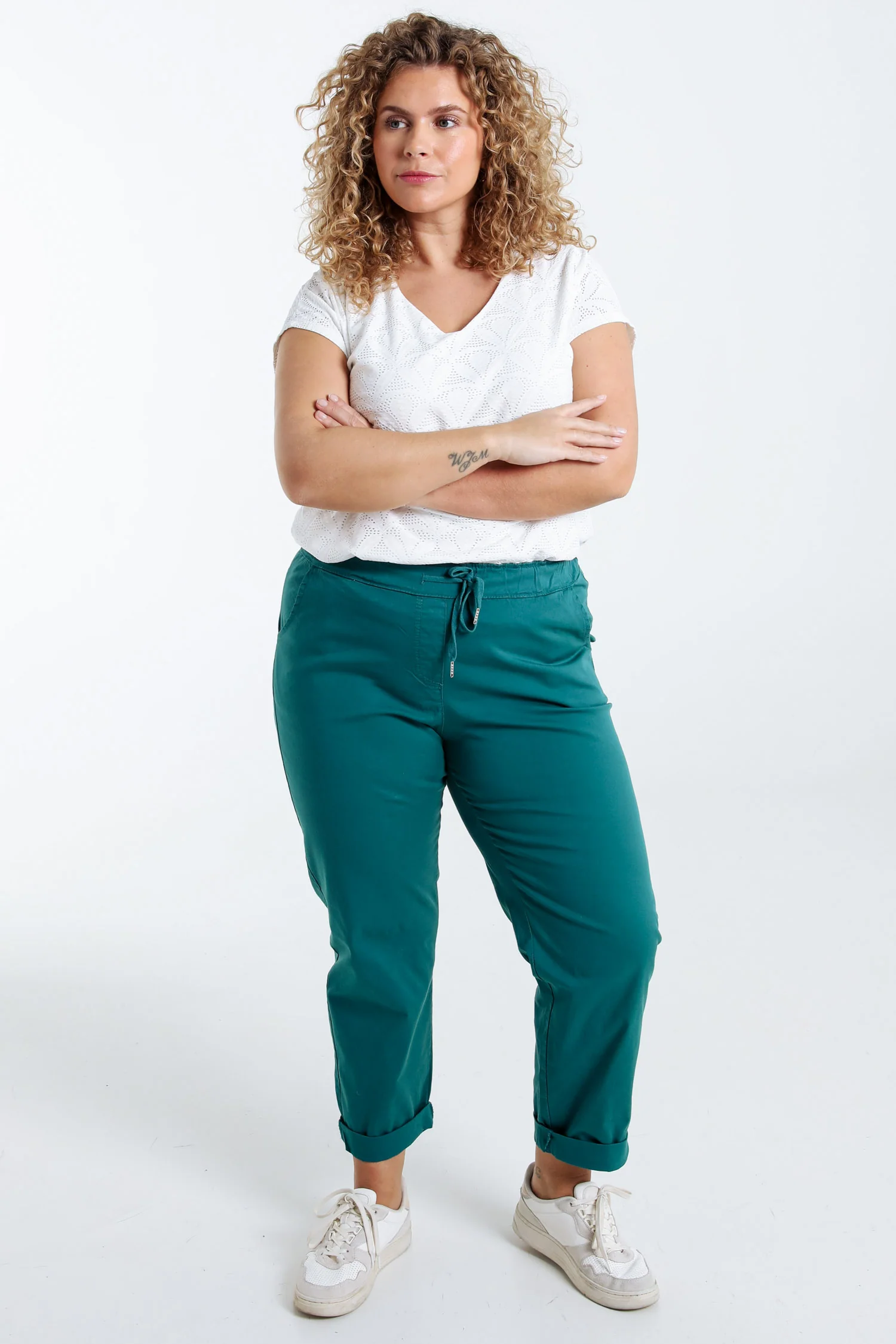 Pantalon chino en coton uni - Image 31