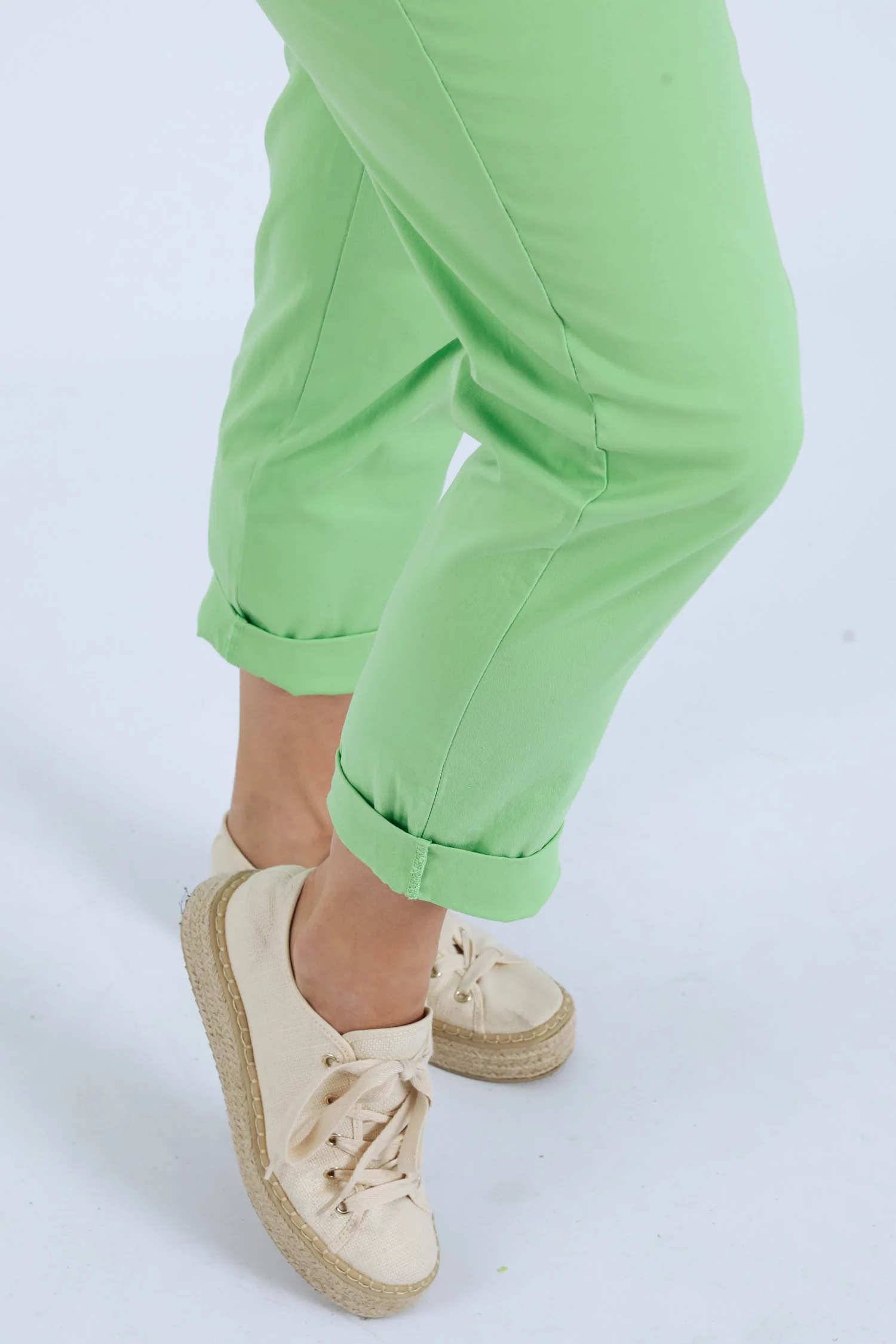 Pantalon chino en coton uni - Image 38