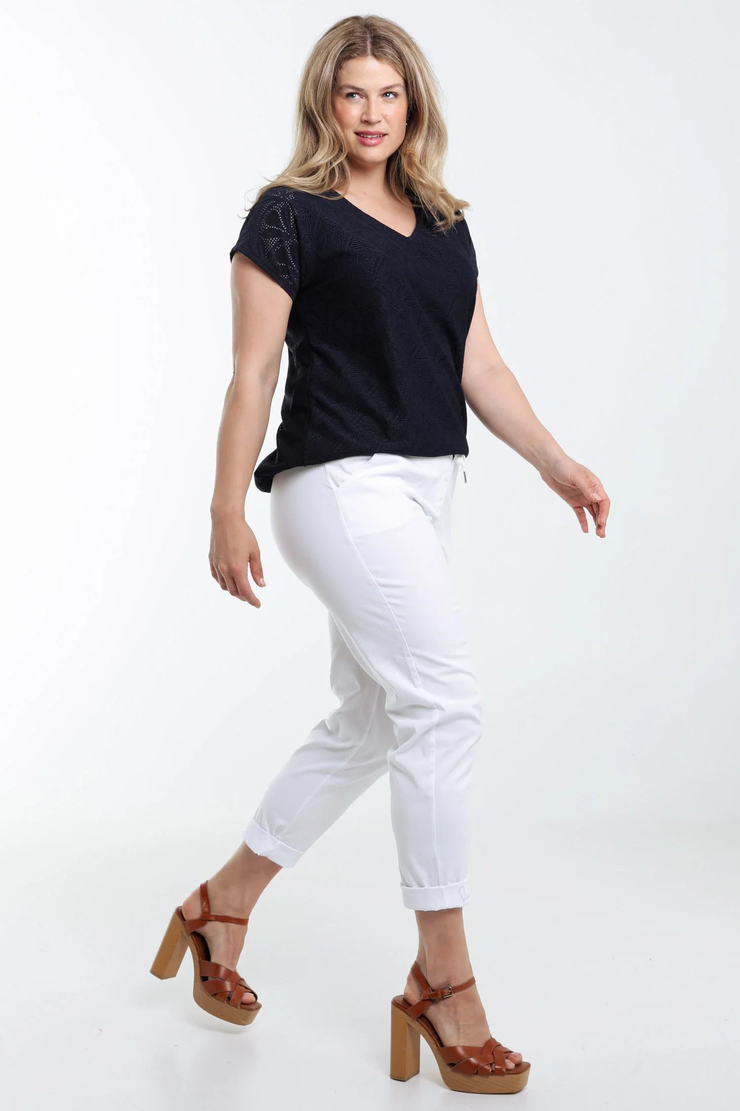 Pantalon chino en coton uni - Image 8