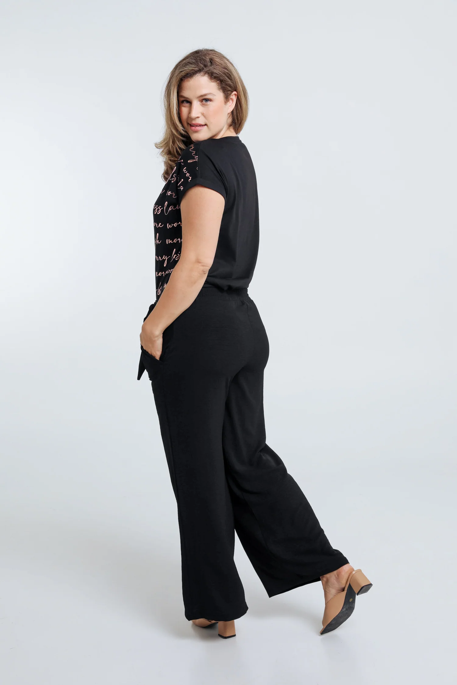 Pantalon large avec nœud - Image 32