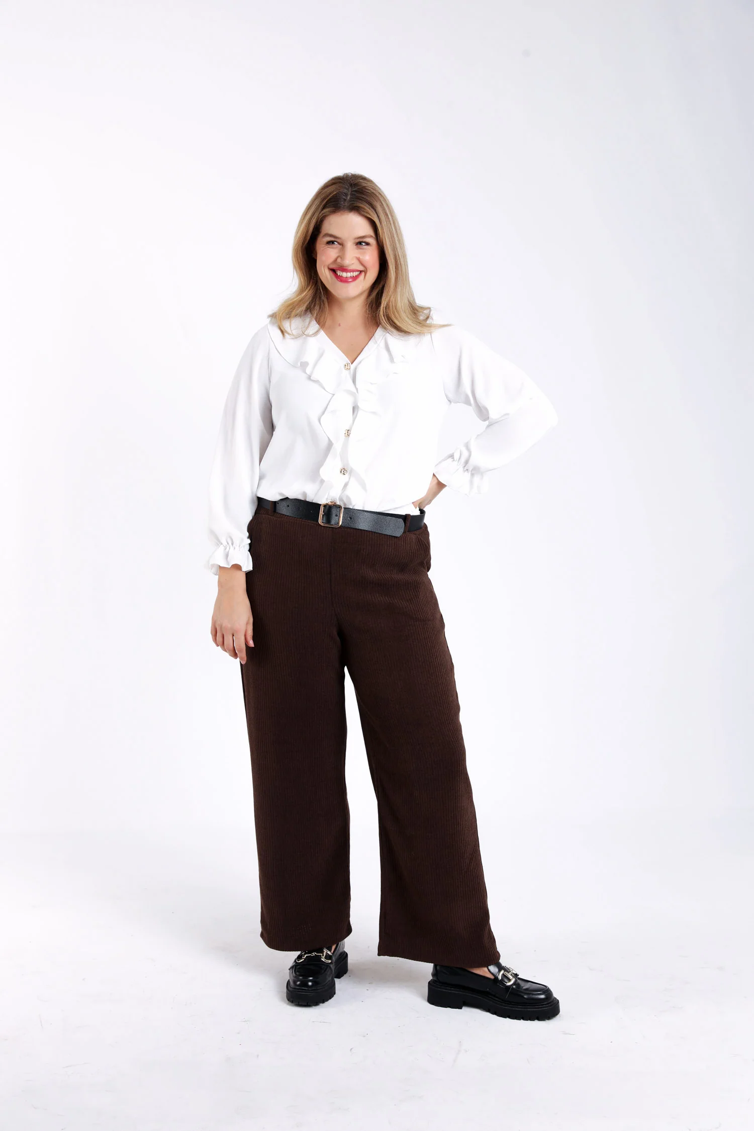 Pantalon large en velours côtelé avec ceinture - Image 5