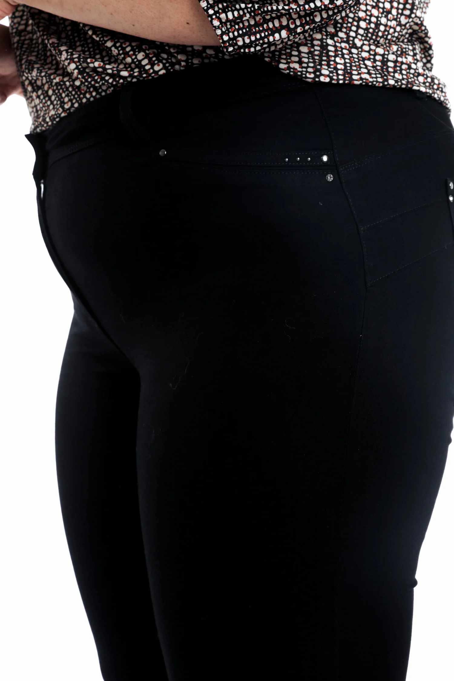 Pantalon slim 7/8 uni Louise - Image 4