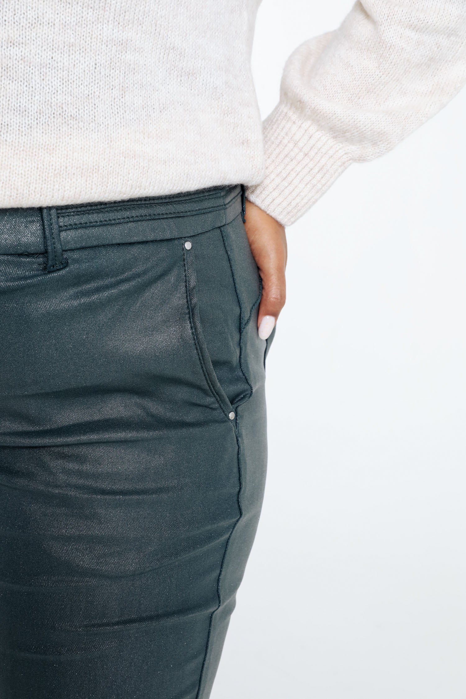 Pantalon slim enduit métallisé - Image 3