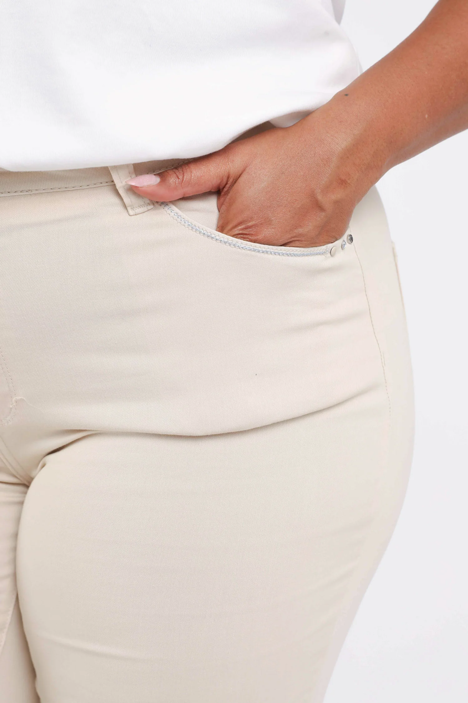 Pantalon slim Louise 7/8 - Image 4