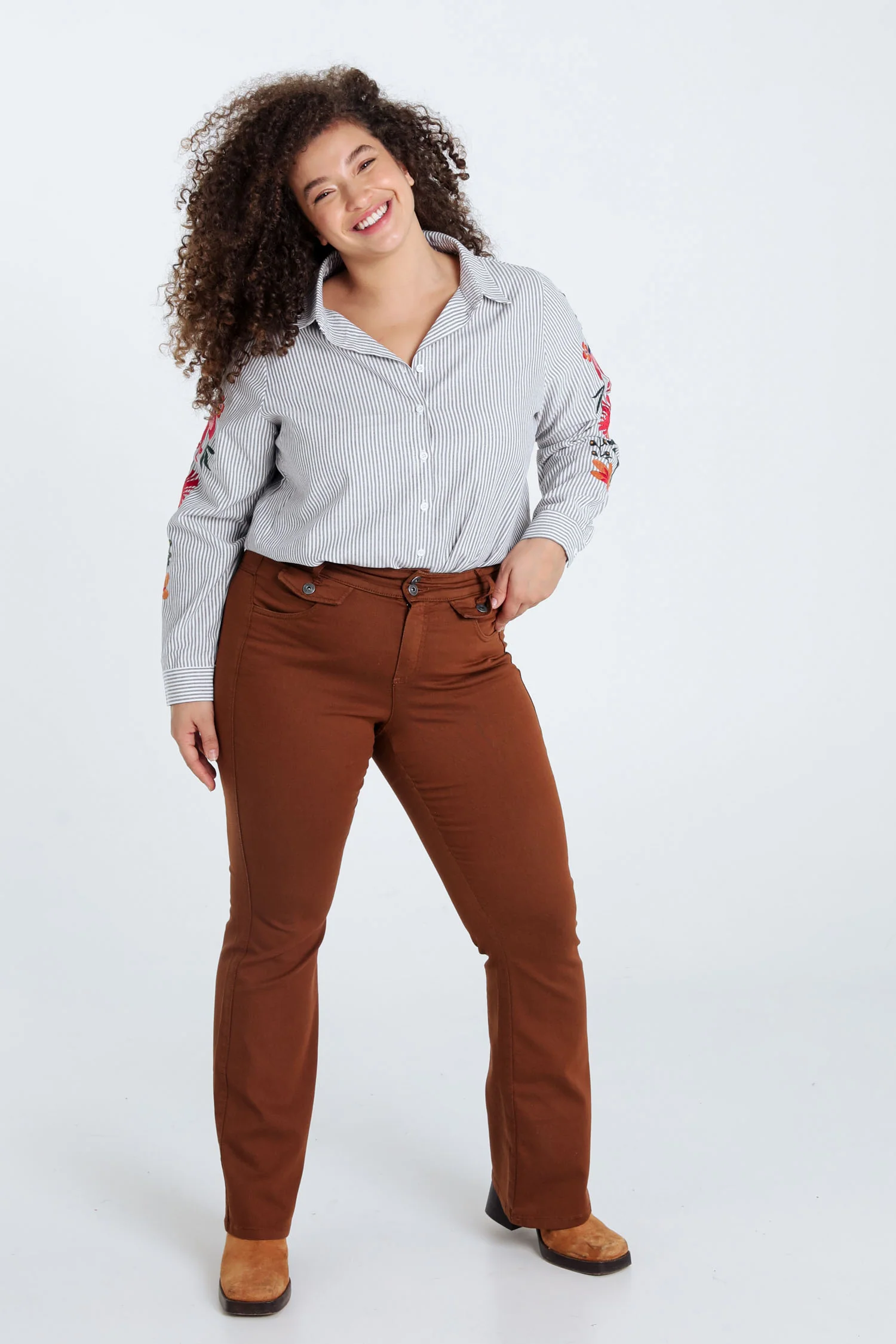 Pantalon uni en coton - Image 7