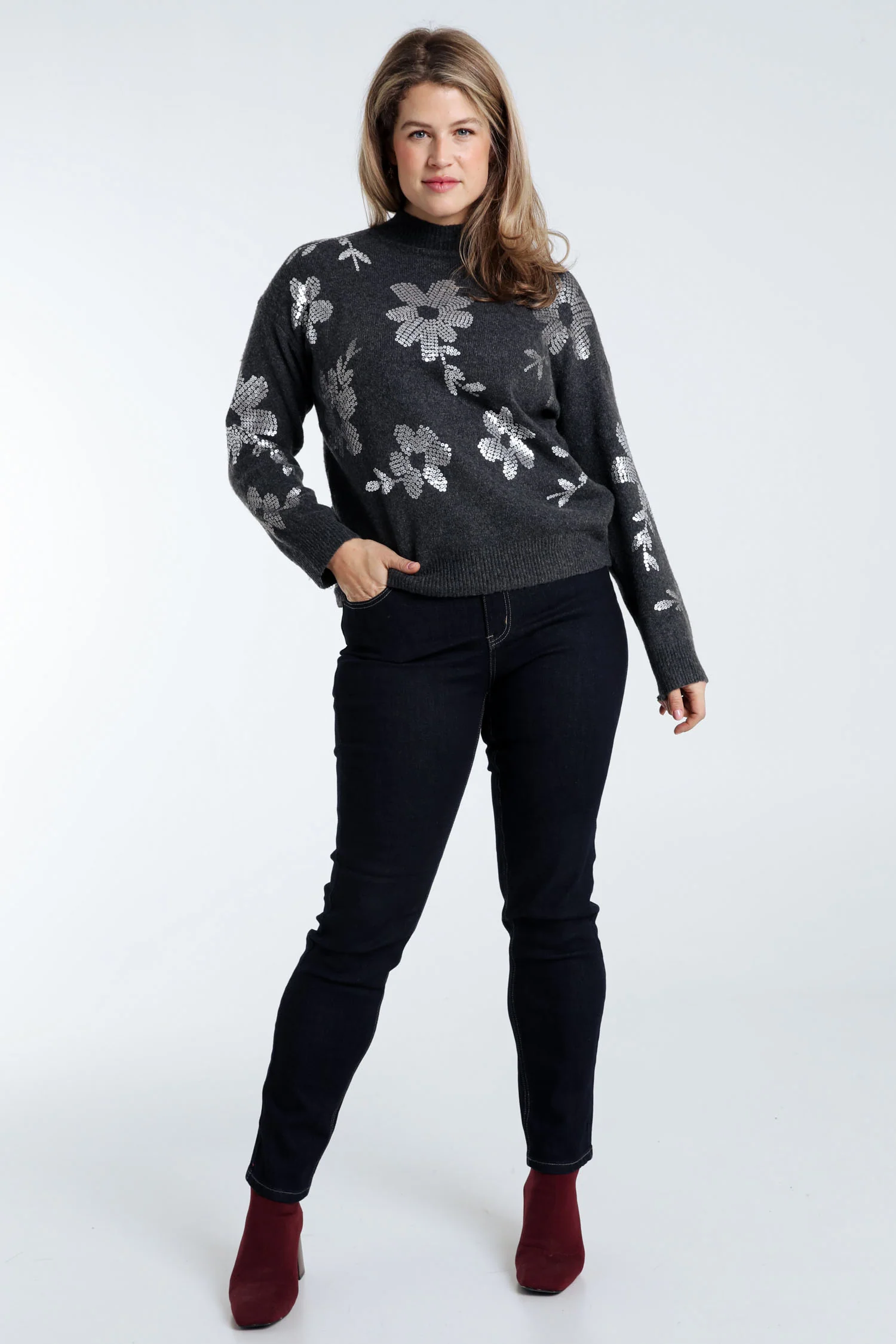 Pull avec fleurs en sequins - Image 9