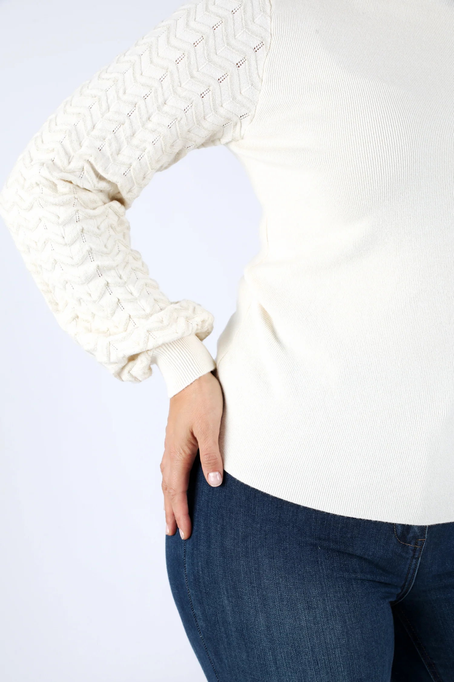 Pull uni avec manches chevrons - Image 3