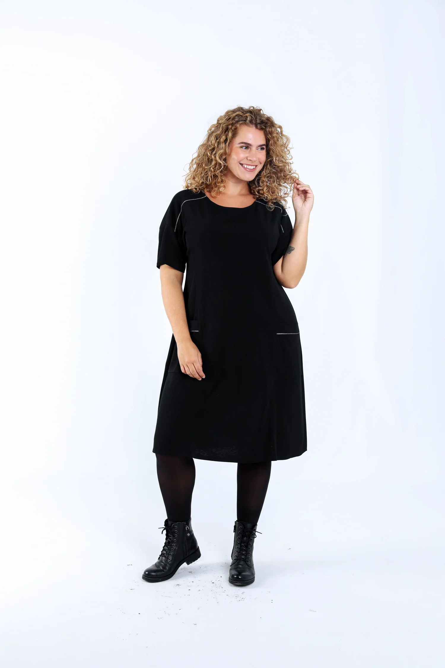 Robe courte unie - Image 6