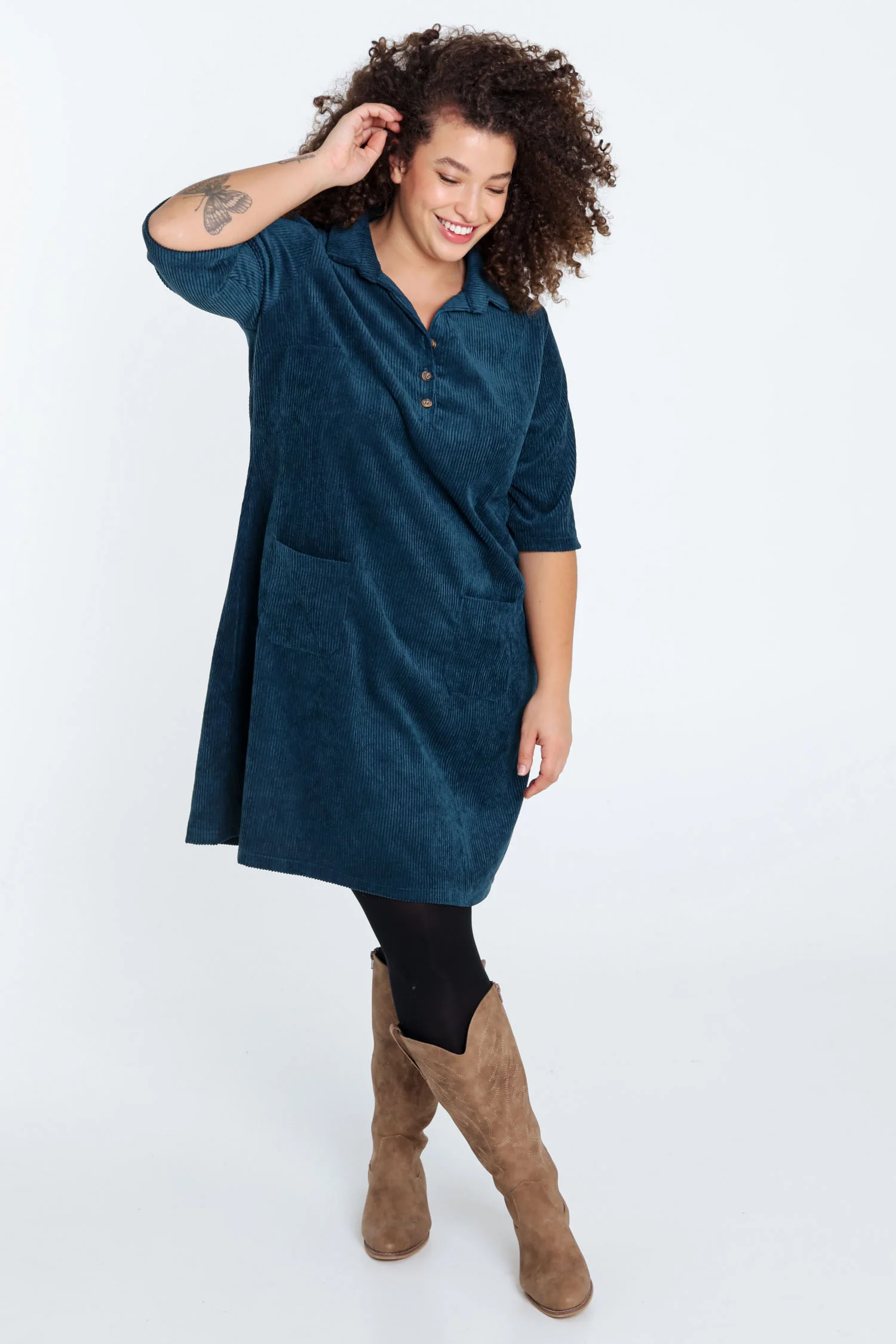 Robe courte unie en velours - Image 9
