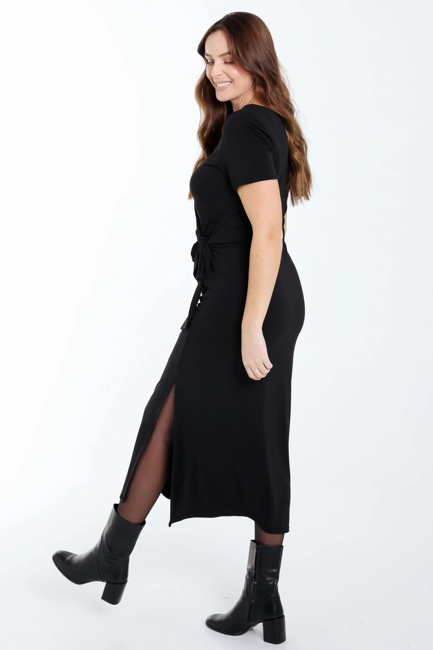 Robe en maille unie avec noeud - Image 2