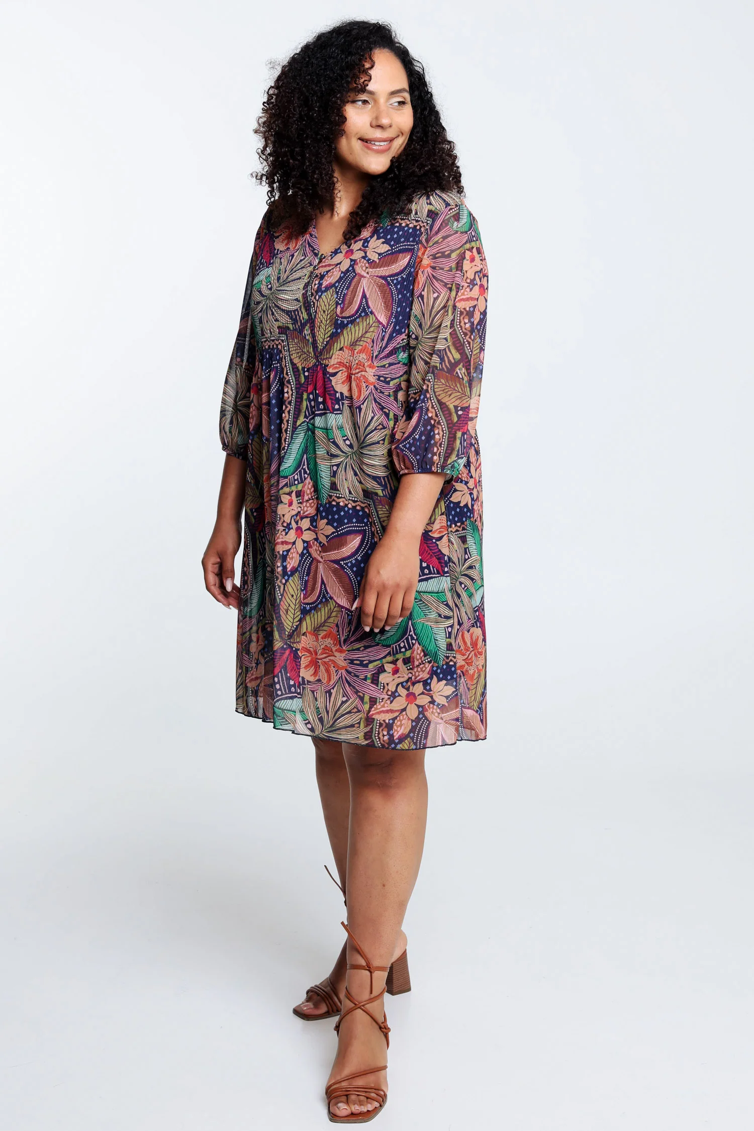 Robe en résille plissée - Image 7