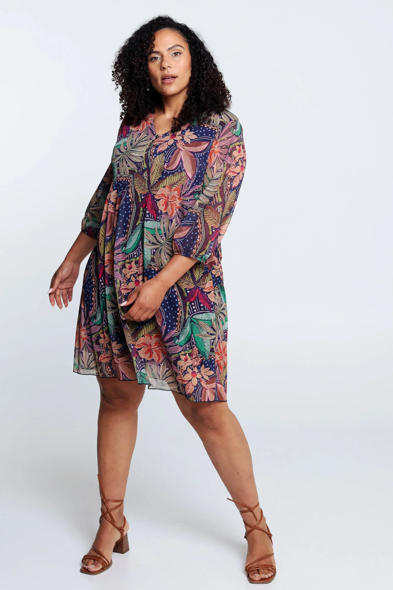 Robe en résille plissée - Image 8